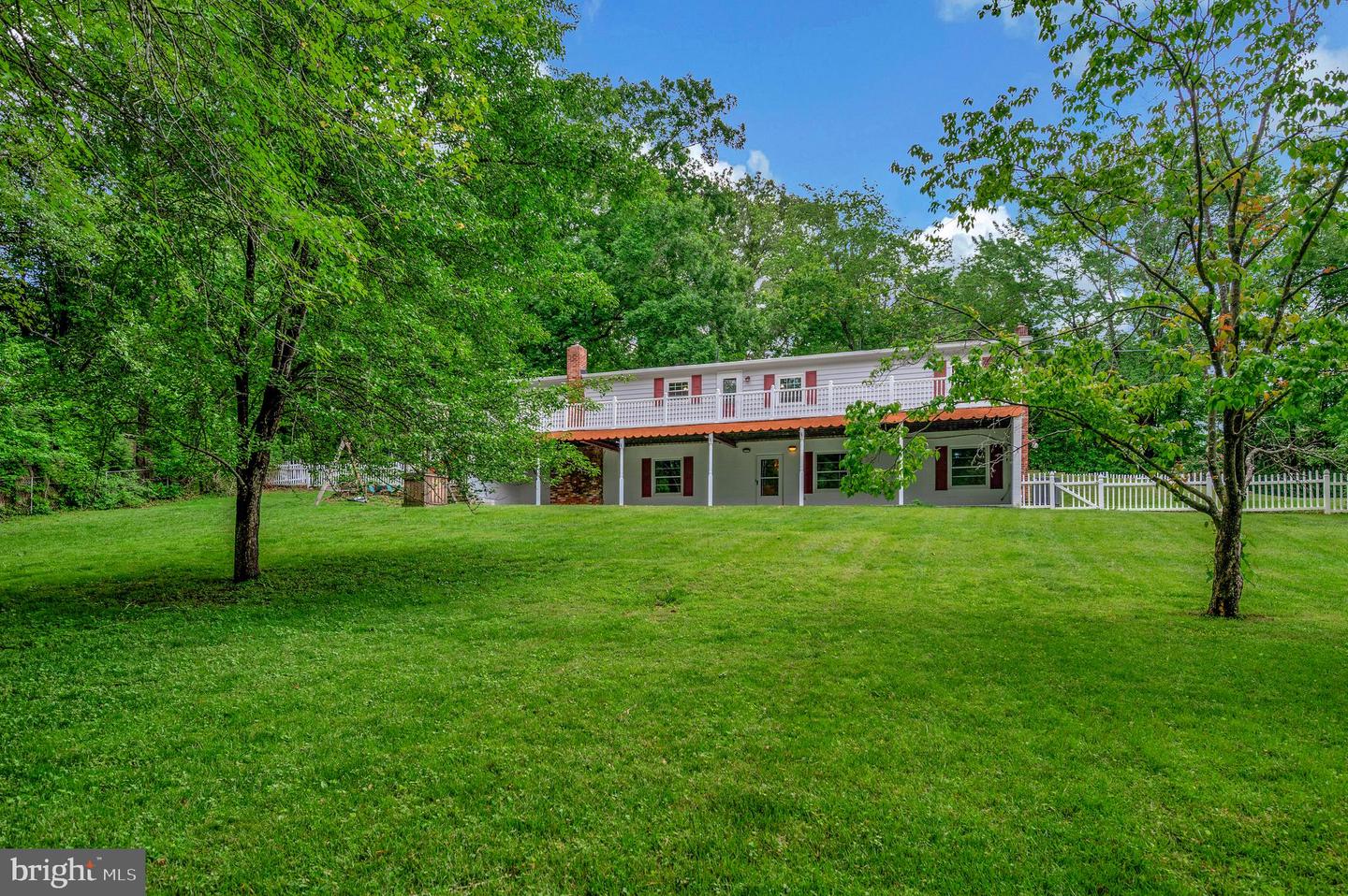 82 HALL LN, FREDERICKSBURG, Virginia 22406, 4 Bedrooms Bedrooms, ,2 BathroomsBathrooms,Residential,For sale,82 HALL LN,VAST2037888 MLS # VAST2037888