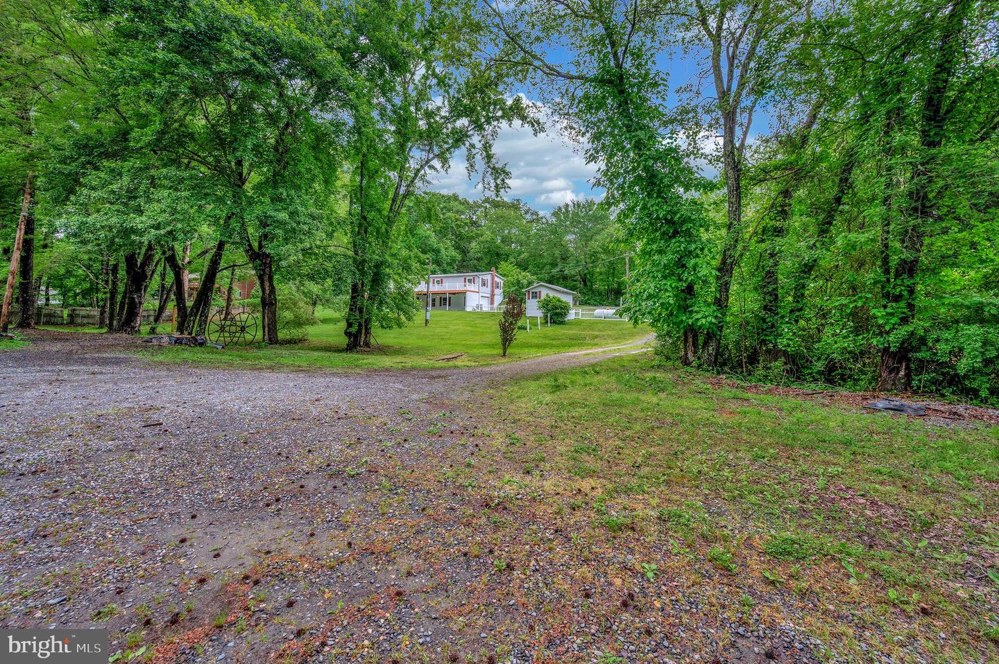 82 HALL LN, FREDERICKSBURG, Virginia 22406, 4 Bedrooms Bedrooms, ,2 BathroomsBathrooms,Residential,For sale,82 HALL LN,VAST2037888 MLS # VAST2037888