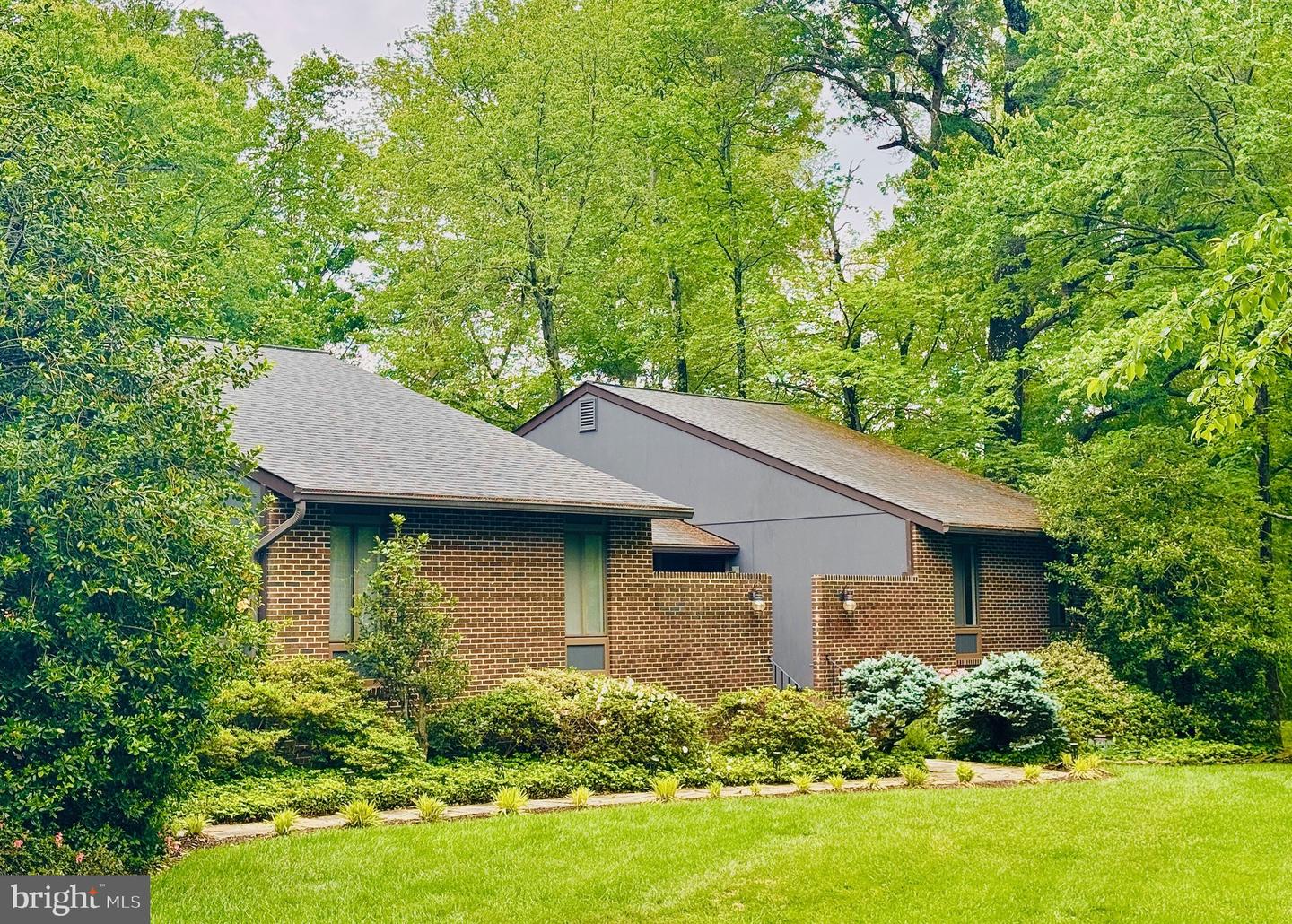 3209 BARKLEY DR, FAIRFAX, Virginia 22031, 5 Bedrooms Bedrooms, ,3 BathroomsBathrooms,Residential,For sale,3209 BARKLEY DR,VAFX2234712 MLS # VAFX2234712
