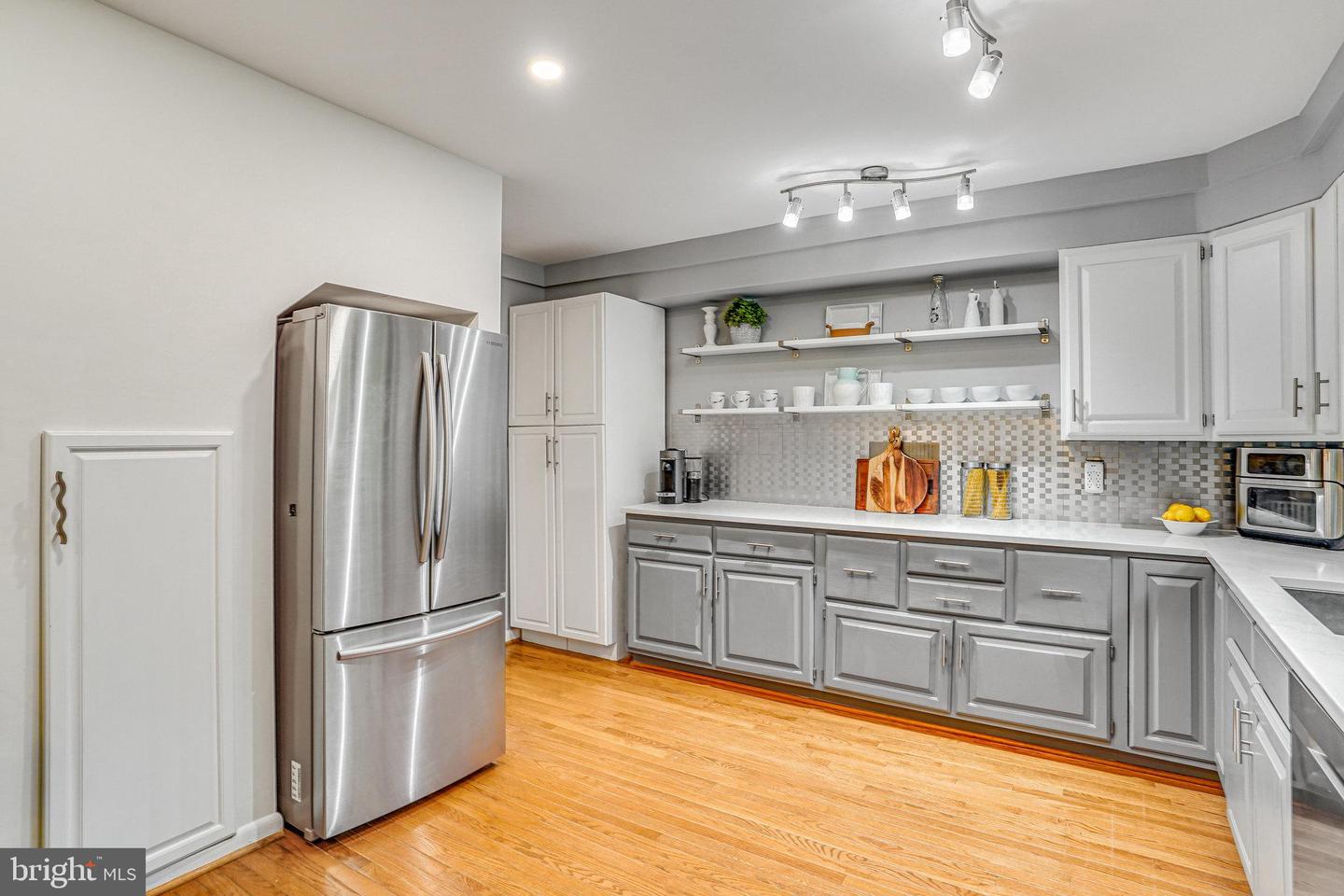 3209 BARKLEY DR, FAIRFAX, Virginia 22031, 5 Bedrooms Bedrooms, ,3 BathroomsBathrooms,Residential,For sale,3209 BARKLEY DR,VAFX2234712 MLS # VAFX2234712
