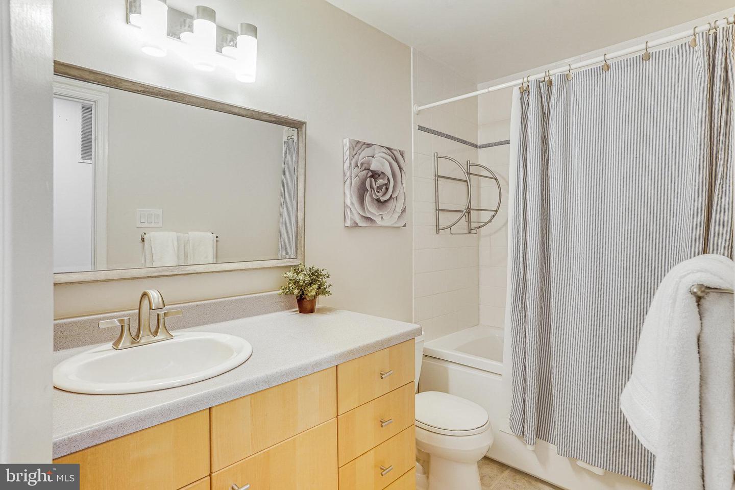 3209 BARKLEY DR, FAIRFAX, Virginia 22031, 5 Bedrooms Bedrooms, ,3 BathroomsBathrooms,Residential,For sale,3209 BARKLEY DR,VAFX2234712 MLS # VAFX2234712
