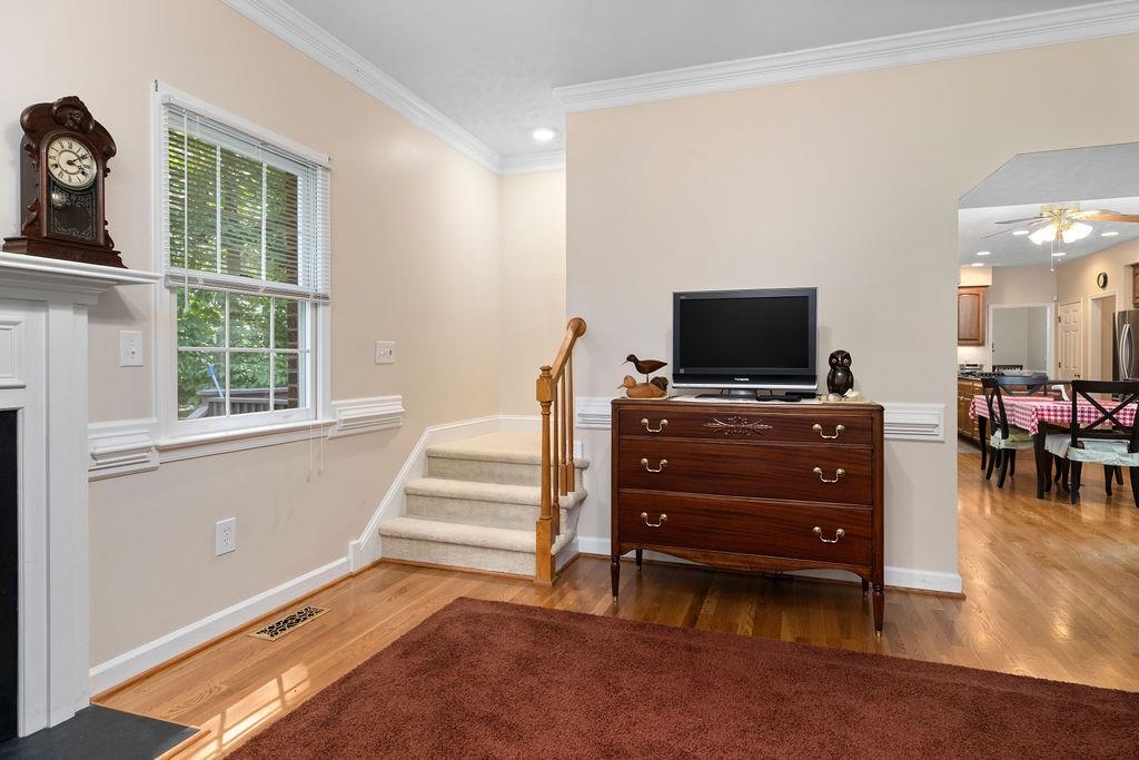 116 PELHAM WOODS CIR, WAYNESBORO, Virginia 22980, 5 Bedrooms Bedrooms, ,2 BathroomsBathrooms,Residential,116 PELHAM WOODS CIR,664686 MLS # 664686