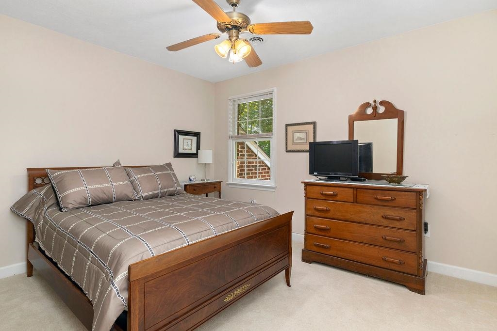 116 PELHAM WOODS CIR, WAYNESBORO, Virginia 22980, 5 Bedrooms Bedrooms, ,2 BathroomsBathrooms,Residential,116 PELHAM WOODS CIR,664686 MLS # 664686