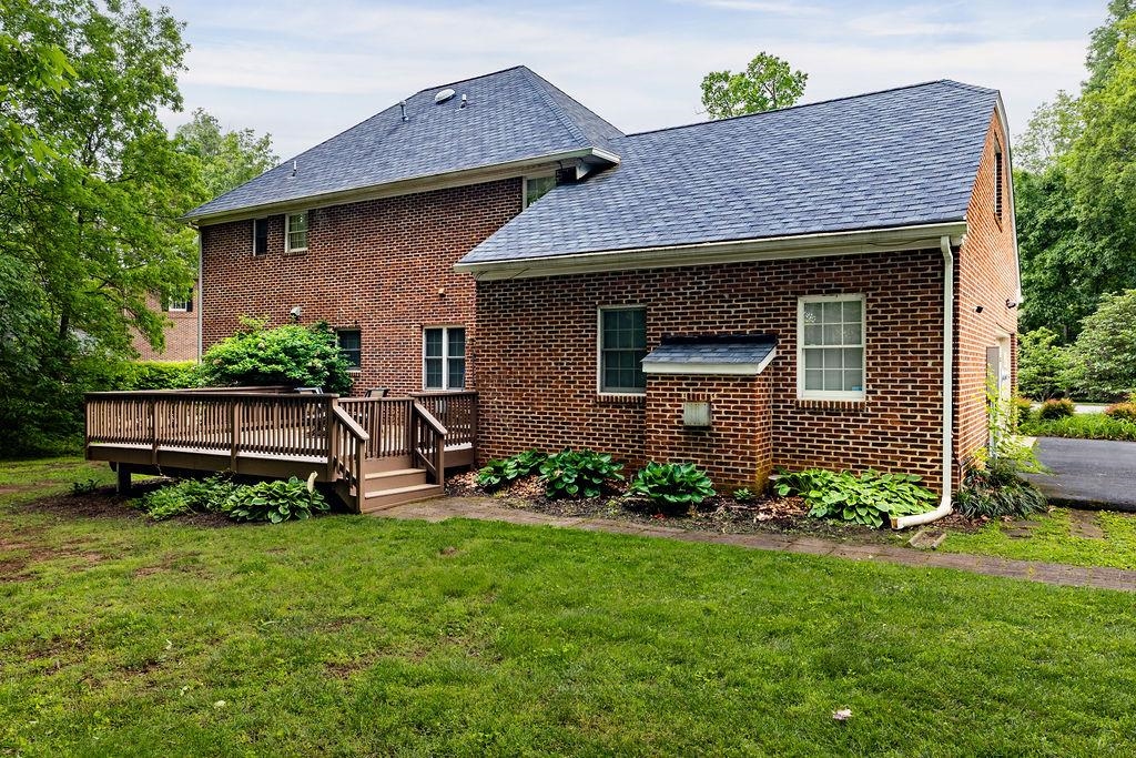 116 PELHAM WOODS CIR, WAYNESBORO, Virginia 22980, 5 Bedrooms Bedrooms, ,2 BathroomsBathrooms,Residential,116 PELHAM WOODS CIR,664686 MLS # 664686