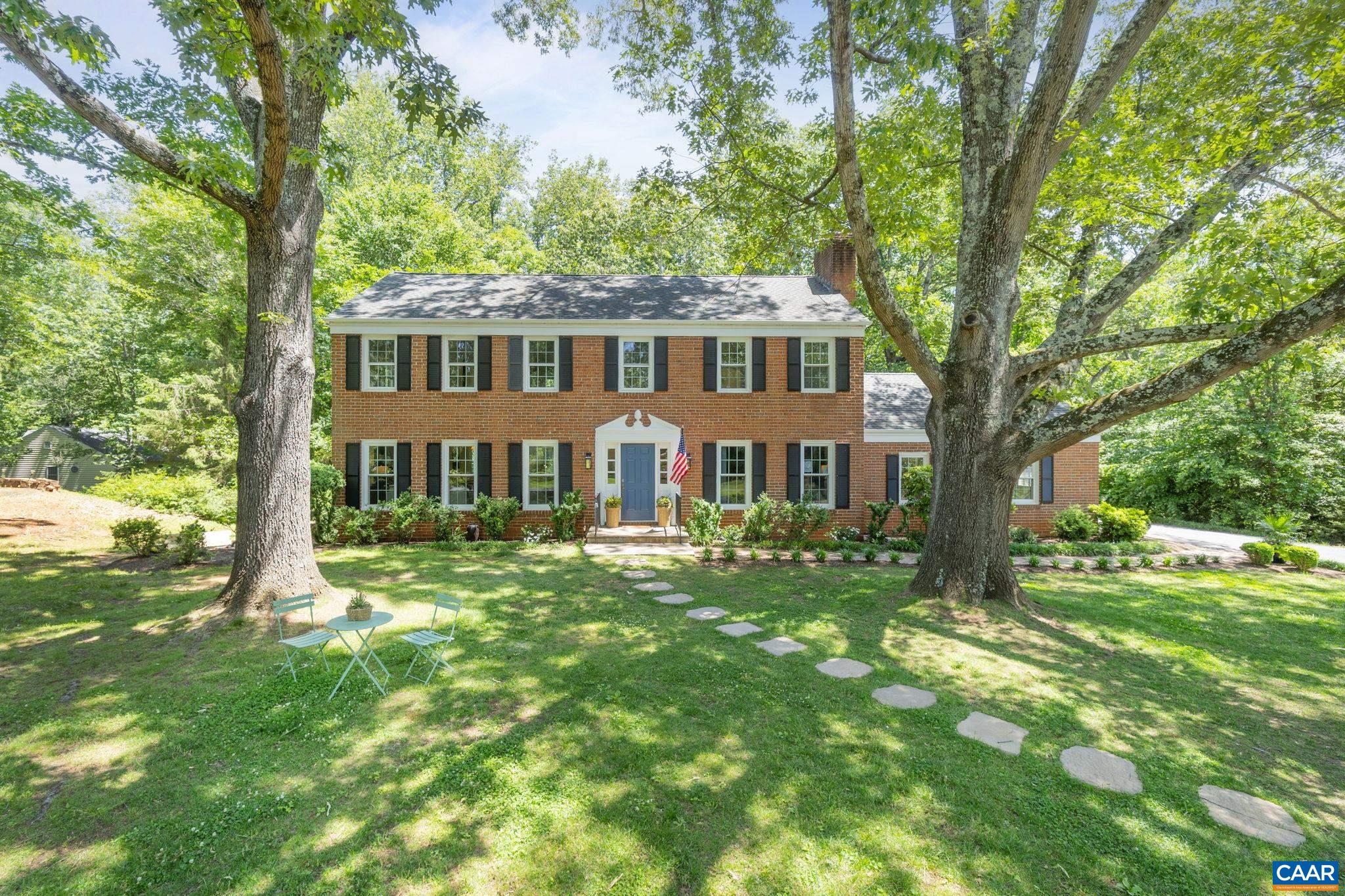 102 POWHATAN CIR, CHARLOTTESVILLE, Virginia 22901, 4 Bedrooms Bedrooms, ,3 BathroomsBathrooms,Residential,102 POWHATAN CIR,664830 MLS # 664830