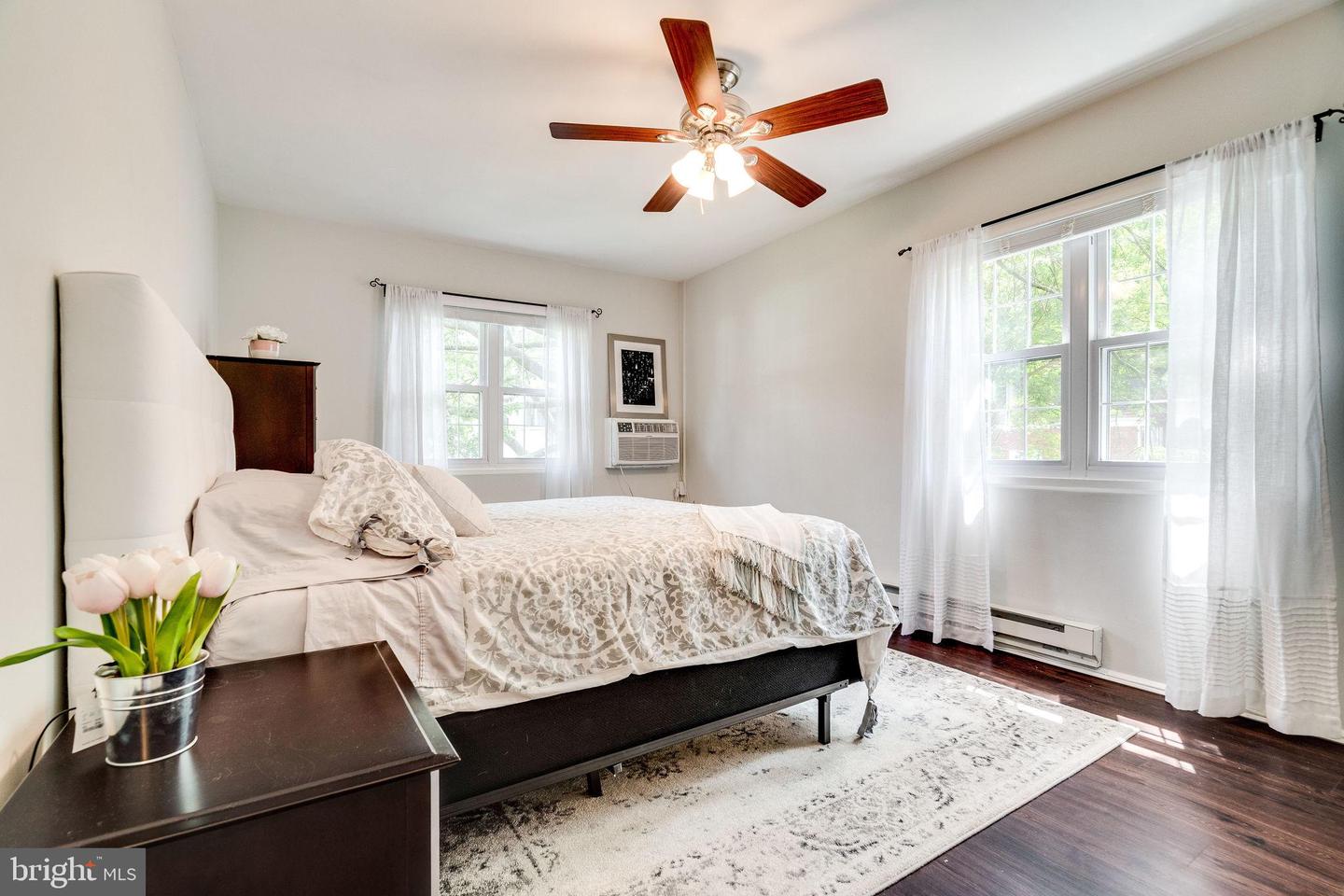 1608 PRESTON RD, ALEXANDRIA, Virginia 22302, 2 Bedrooms Bedrooms, ,1 BathroomBathrooms,Residential,For sale,1608 PRESTON RD,VAAX2044328 MLS # VAAX2044328