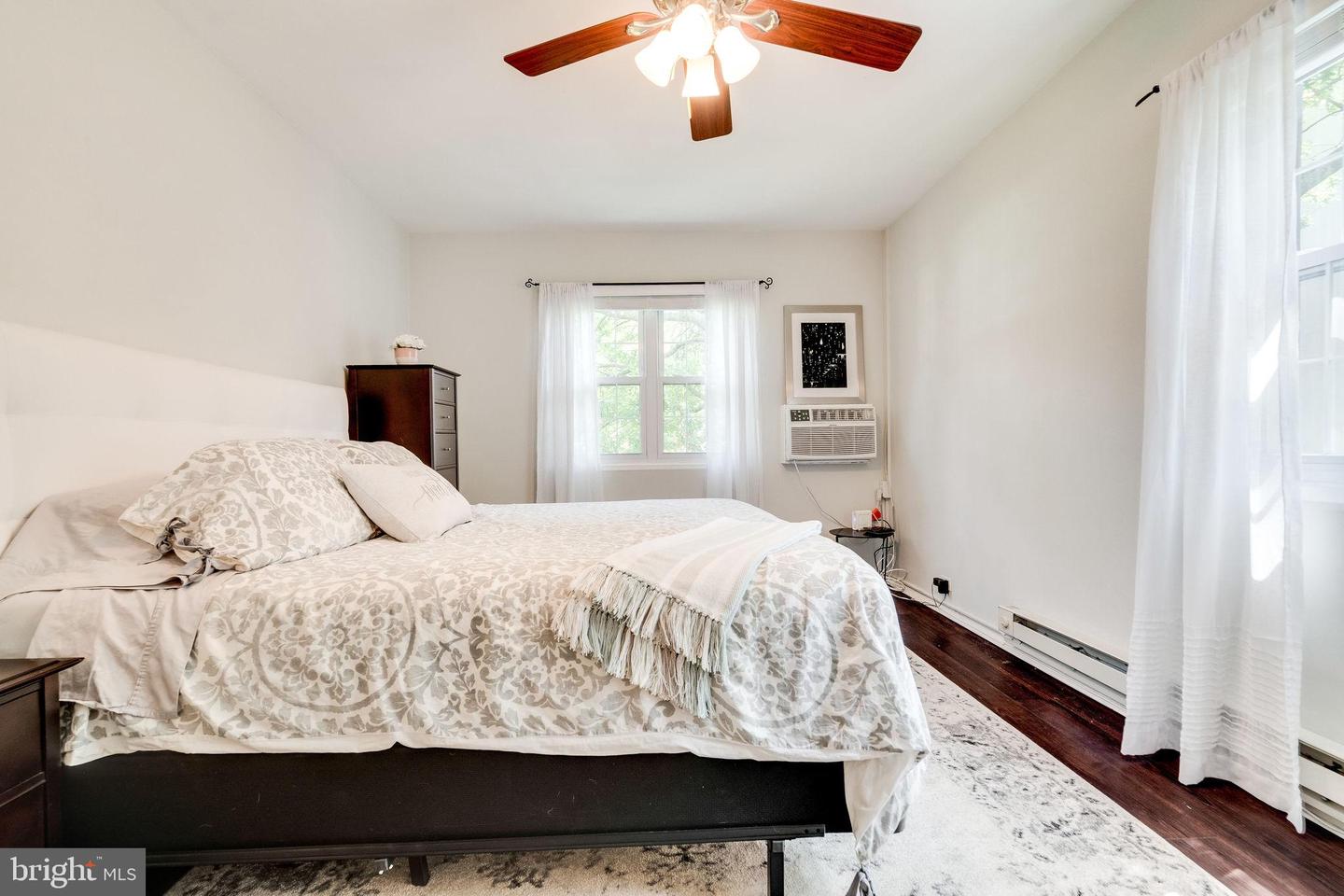 1608 PRESTON RD, ALEXANDRIA, Virginia 22302, 2 Bedrooms Bedrooms, ,1 BathroomBathrooms,Residential,For sale,1608 PRESTON RD,VAAX2044328 MLS # VAAX2044328