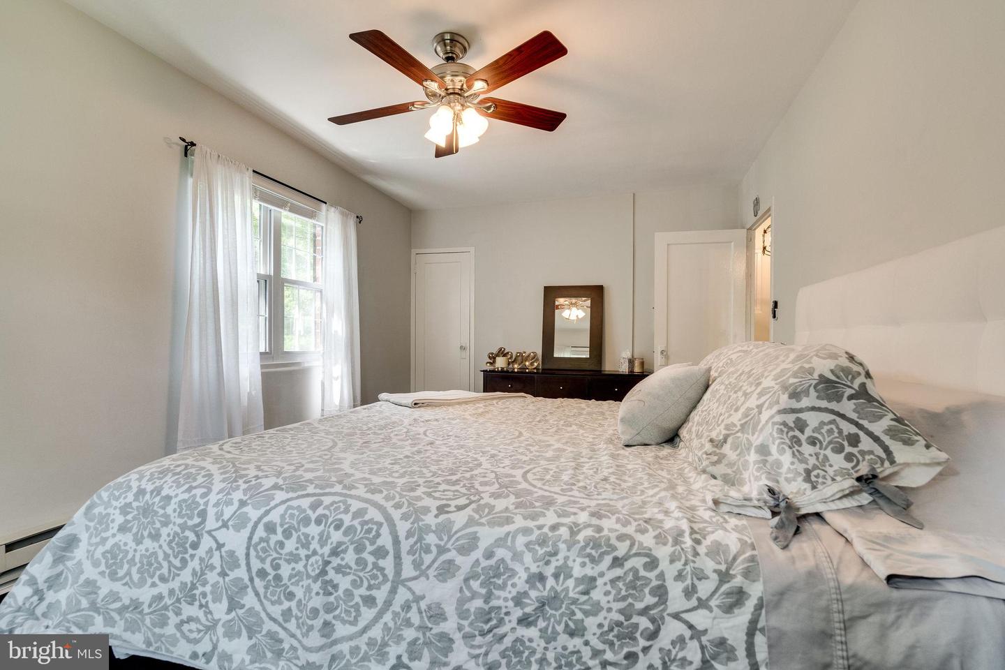 1608 PRESTON RD, ALEXANDRIA, Virginia 22302, 2 Bedrooms Bedrooms, ,1 BathroomBathrooms,Residential,For sale,1608 PRESTON RD,VAAX2044328 MLS # VAAX2044328