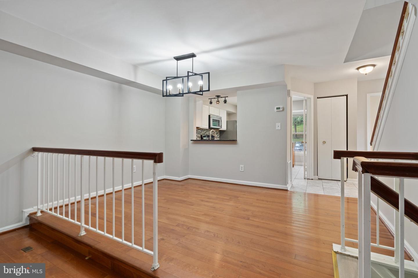8498 LAUREL OAK DR, SPRINGFIELD, Virginia 22153, 3 Bedrooms Bedrooms, ,3 BathroomsBathrooms,Residential,For sale,8498 LAUREL OAK DR,VAFX2235428 MLS # VAFX2235428