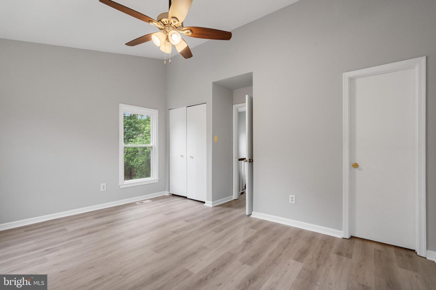 8498 LAUREL OAK DR, SPRINGFIELD, Virginia 22153, 3 Bedrooms Bedrooms, ,3 BathroomsBathrooms,Residential,For sale,8498 LAUREL OAK DR,VAFX2235428 MLS # VAFX2235428