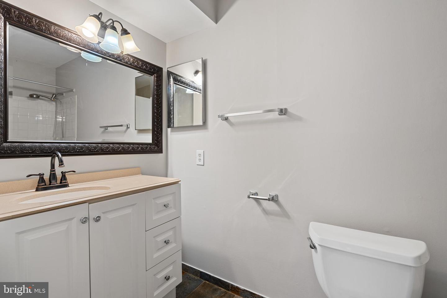 8498 LAUREL OAK DR, SPRINGFIELD, Virginia 22153, 3 Bedrooms Bedrooms, ,3 BathroomsBathrooms,Residential,For sale,8498 LAUREL OAK DR,VAFX2235428 MLS # VAFX2235428