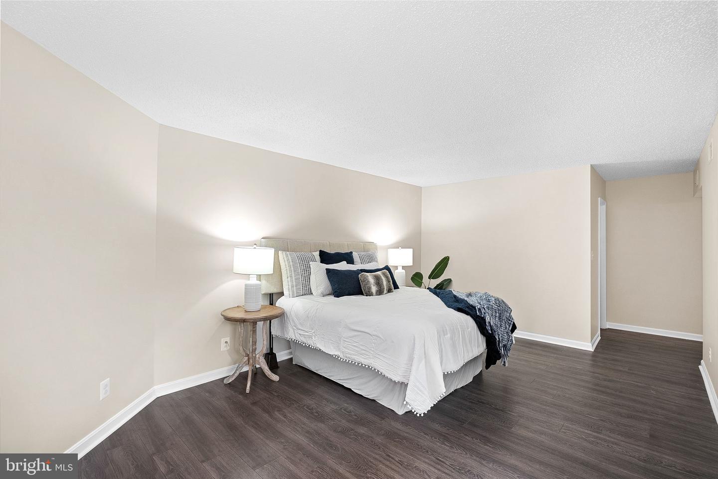 803 N HOWARD ST #435, ALEXANDRIA, Virginia 22304, 2 Bedrooms Bedrooms, ,2 BathroomsBathrooms,Residential,For sale,803 N HOWARD ST #435,VAAX2044388 MLS # VAAX2044388