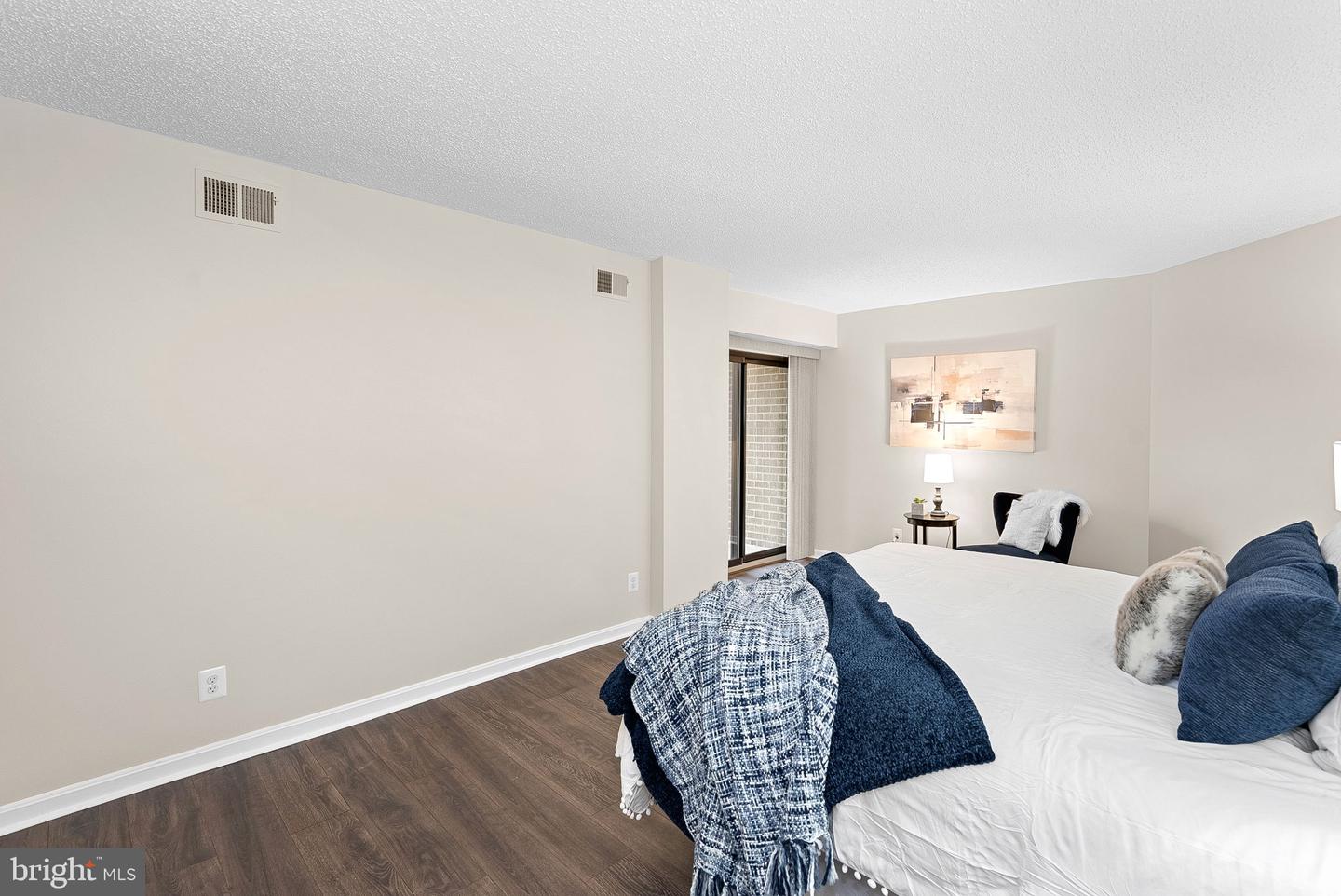 803 N HOWARD ST #435, ALEXANDRIA, Virginia 22304, 2 Bedrooms Bedrooms, ,2 BathroomsBathrooms,Residential,For sale,803 N HOWARD ST #435,VAAX2044388 MLS # VAAX2044388
