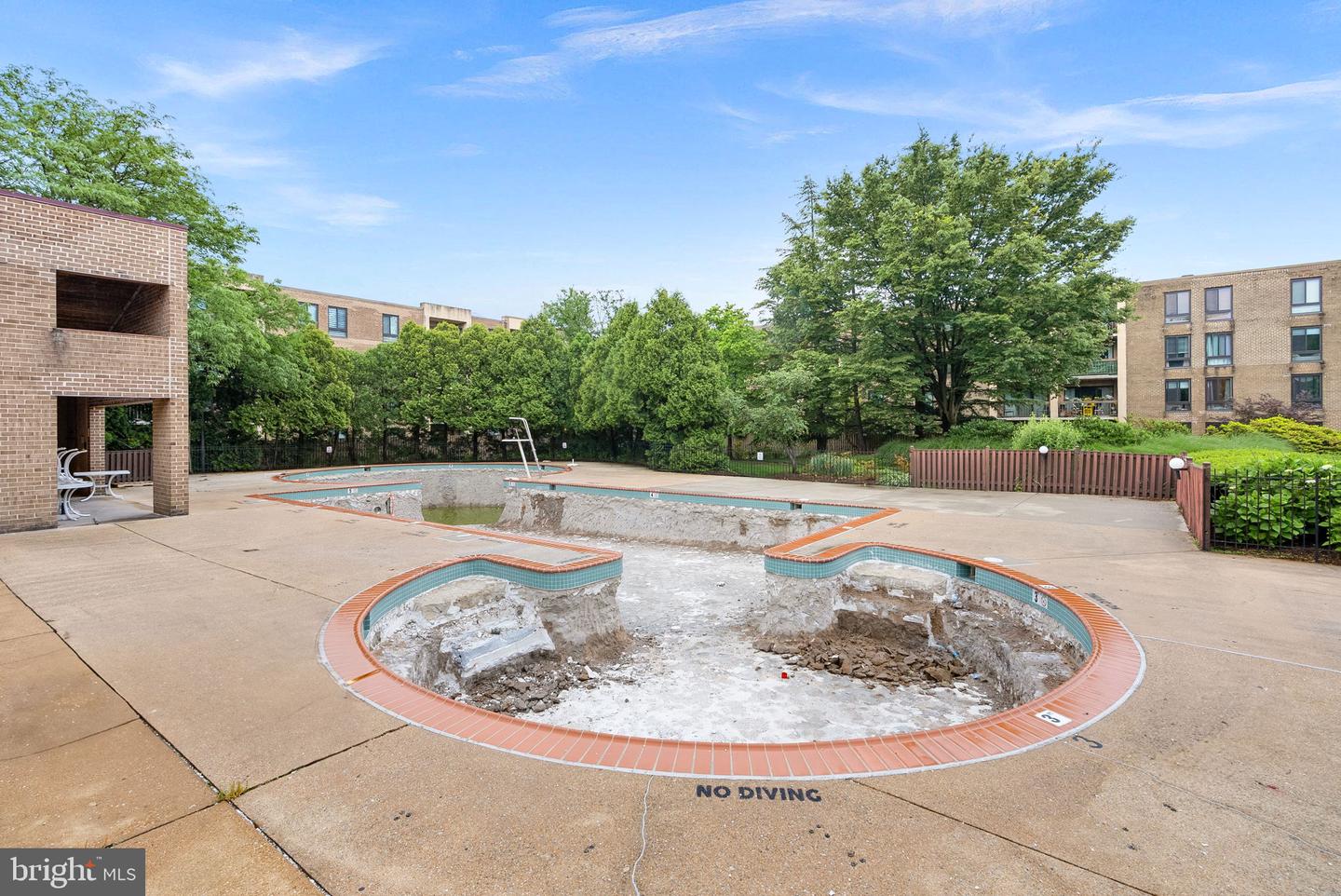 803 N HOWARD ST #435, ALEXANDRIA, Virginia 22304, 2 Bedrooms Bedrooms, ,2 BathroomsBathrooms,Residential,For sale,803 N HOWARD ST #435,VAAX2044388 MLS # VAAX2044388