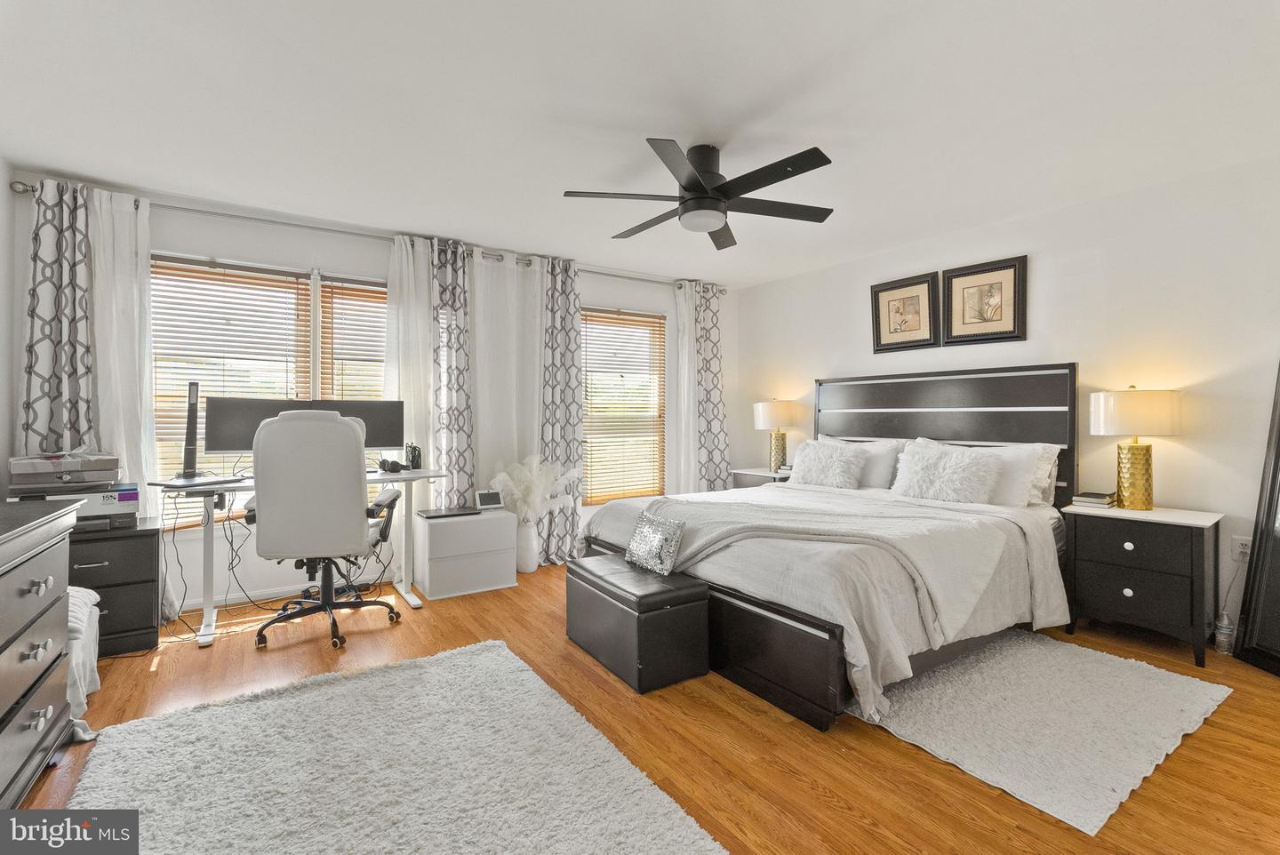 10464 PARADISE CT, MANASSAS, Virginia 20109, 3 Bedrooms Bedrooms, ,2 BathroomsBathrooms,Residential,For sale,10464 PARADISE CT,VAPW2092590 MLS # VAPW2092590