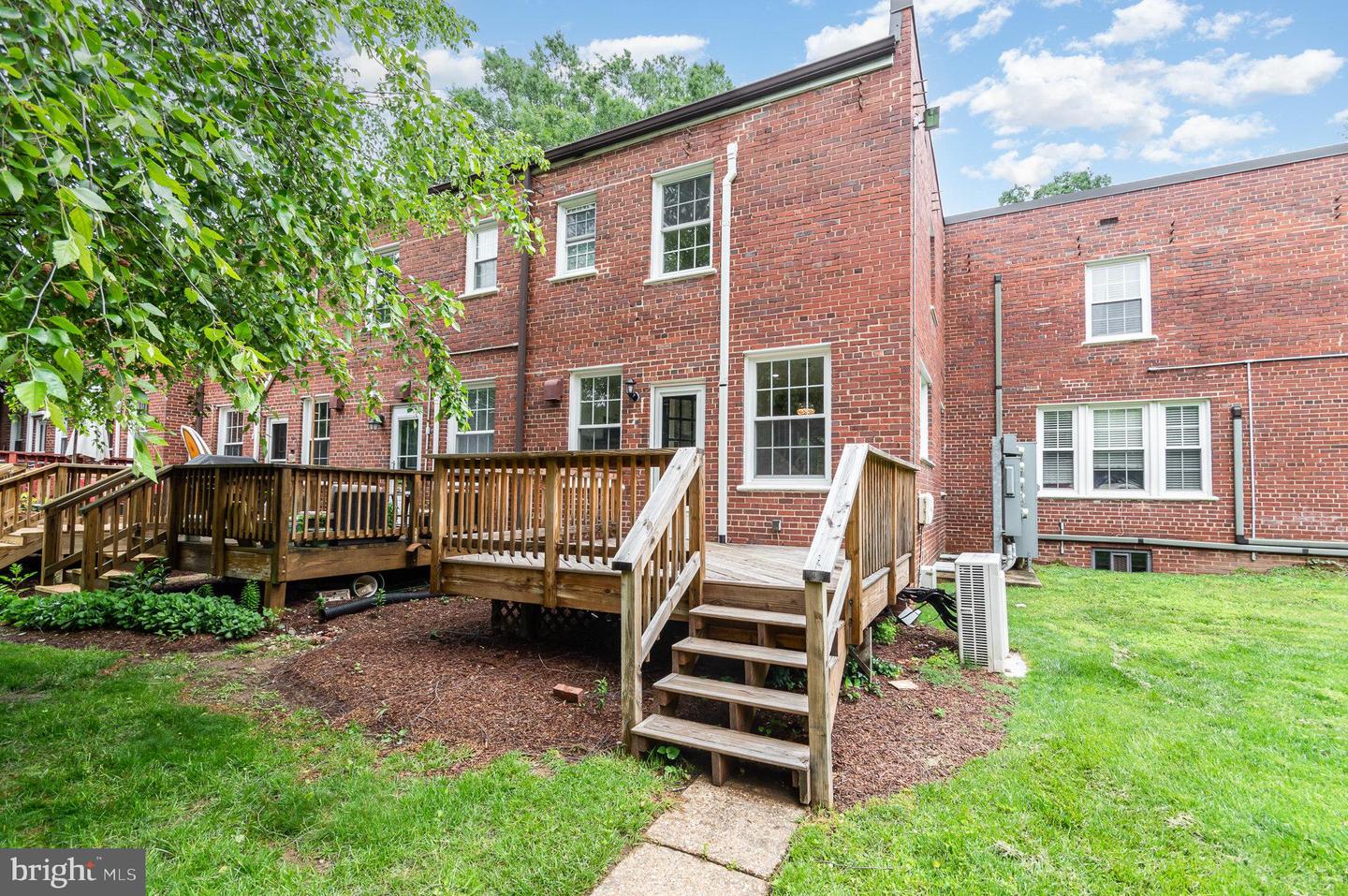 2600 16TH ST S #696, ARLINGTON, Virginia 22204, 2 Bedrooms Bedrooms, ,1 BathroomBathrooms,Residential,For sale,2600 16TH ST S #696,VAAR2056372 MLS # VAAR2056372