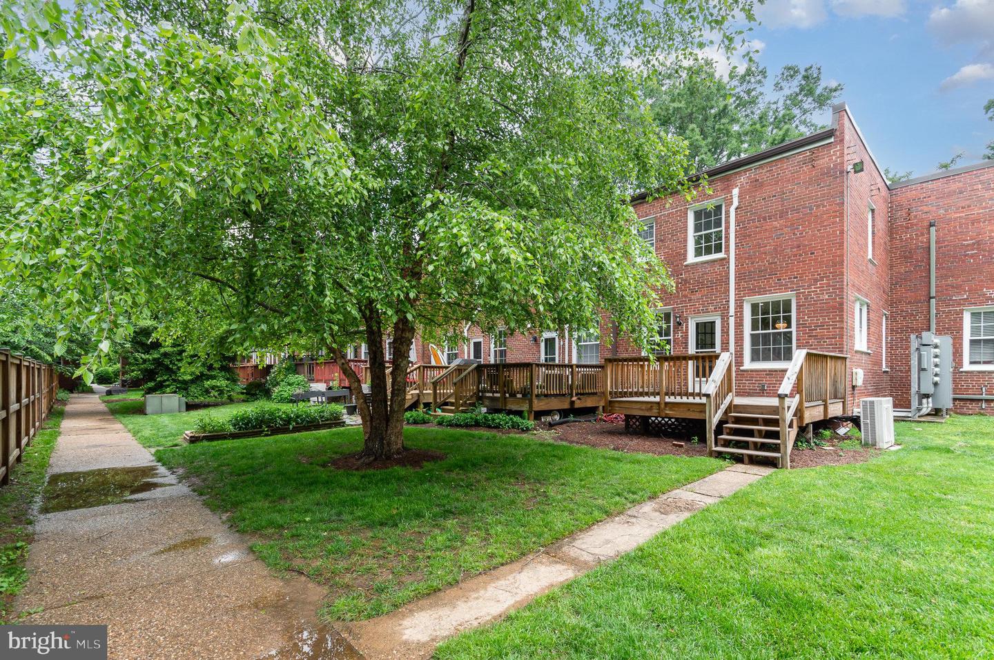 2600 16TH ST S #696, ARLINGTON, Virginia 22204, 2 Bedrooms Bedrooms, ,1 BathroomBathrooms,Residential,For sale,2600 16TH ST S #696,VAAR2056372 MLS # VAAR2056372