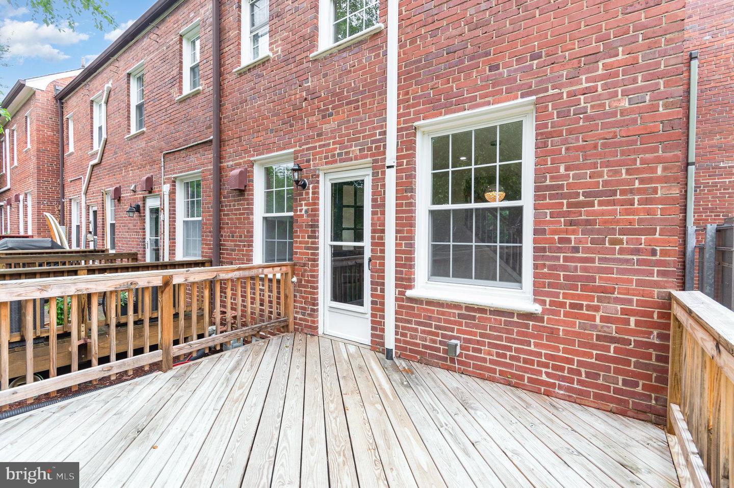 2600 16TH ST S #696, ARLINGTON, Virginia 22204, 2 Bedrooms Bedrooms, ,1 BathroomBathrooms,Residential,For sale,2600 16TH ST S #696,VAAR2056372 MLS # VAAR2056372