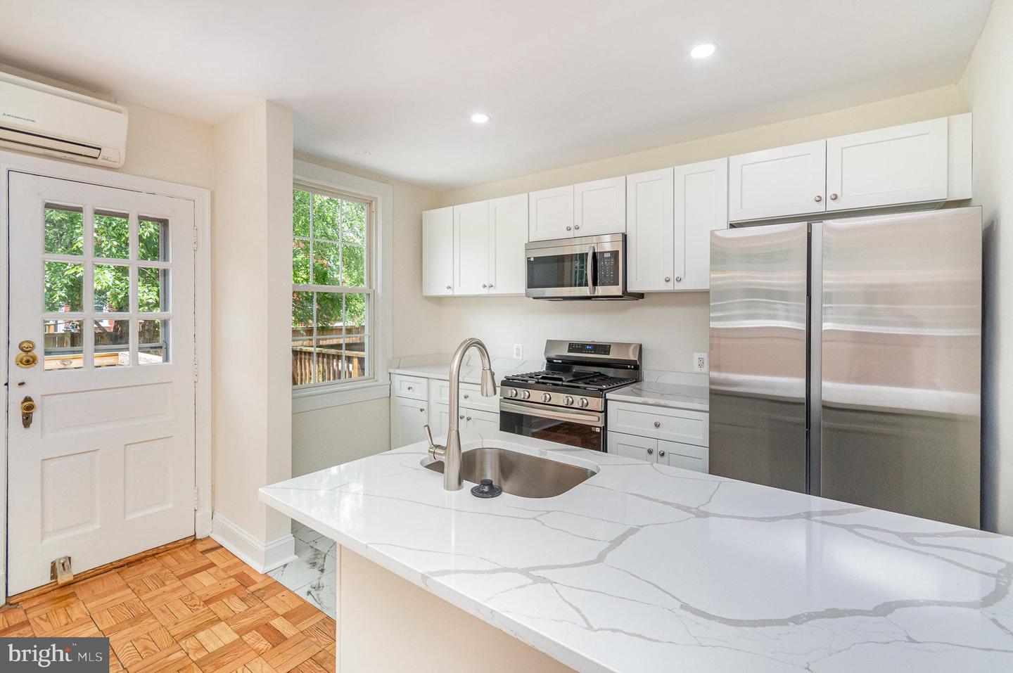 2600 16TH ST S #696, ARLINGTON, Virginia 22204, 2 Bedrooms Bedrooms, ,1 BathroomBathrooms,Residential,For sale,2600 16TH ST S #696,VAAR2056372 MLS # VAAR2056372