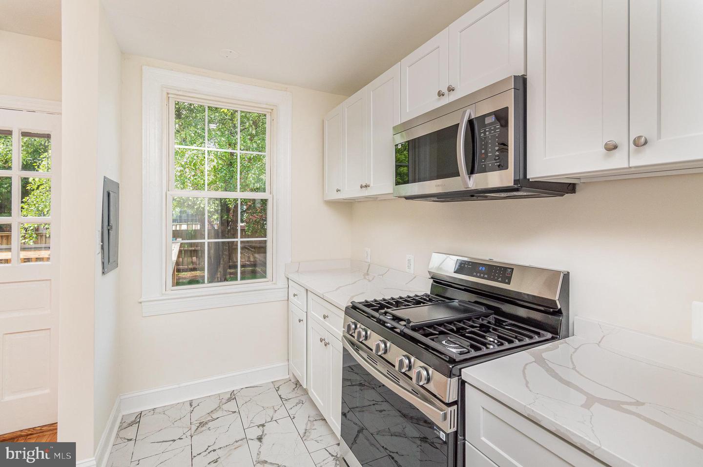 2600 16TH ST S #696, ARLINGTON, Virginia 22204, 2 Bedrooms Bedrooms, ,1 BathroomBathrooms,Residential,For sale,2600 16TH ST S #696,VAAR2056372 MLS # VAAR2056372