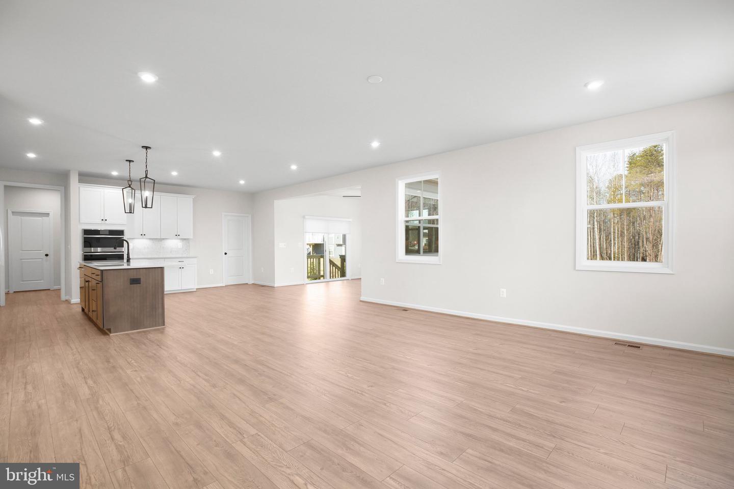 1 BLAKELY ST, FREDERICKSBURG, Virginia 22408, 4 Bedrooms Bedrooms, ,2 BathroomsBathrooms,Residential,For sale,1 BLAKELY ST,VASP2032516 MLS # VASP2032516