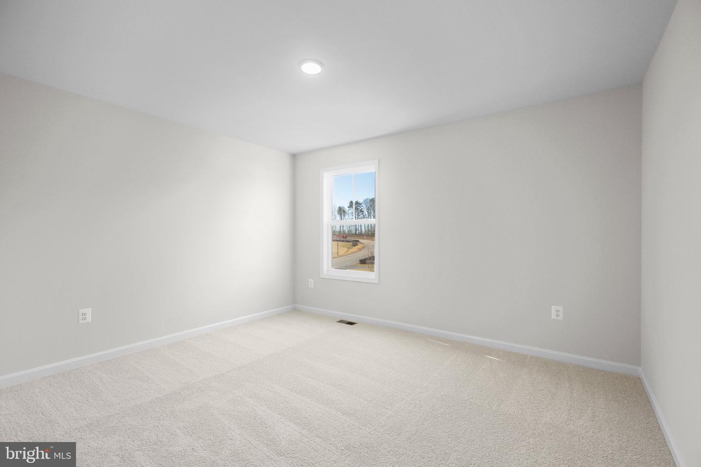 1 BLAKELY ST, FREDERICKSBURG, Virginia 22408, 4 Bedrooms Bedrooms, ,2 BathroomsBathrooms,Residential,For sale,1 BLAKELY ST,VASP2032516 MLS # VASP2032516
