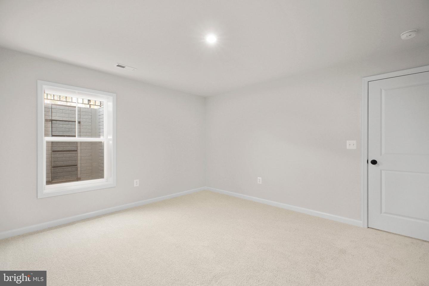 1 BLAKELY ST, FREDERICKSBURG, Virginia 22408, 4 Bedrooms Bedrooms, ,2 BathroomsBathrooms,Residential,For sale,1 BLAKELY ST,VASP2032516 MLS # VASP2032516