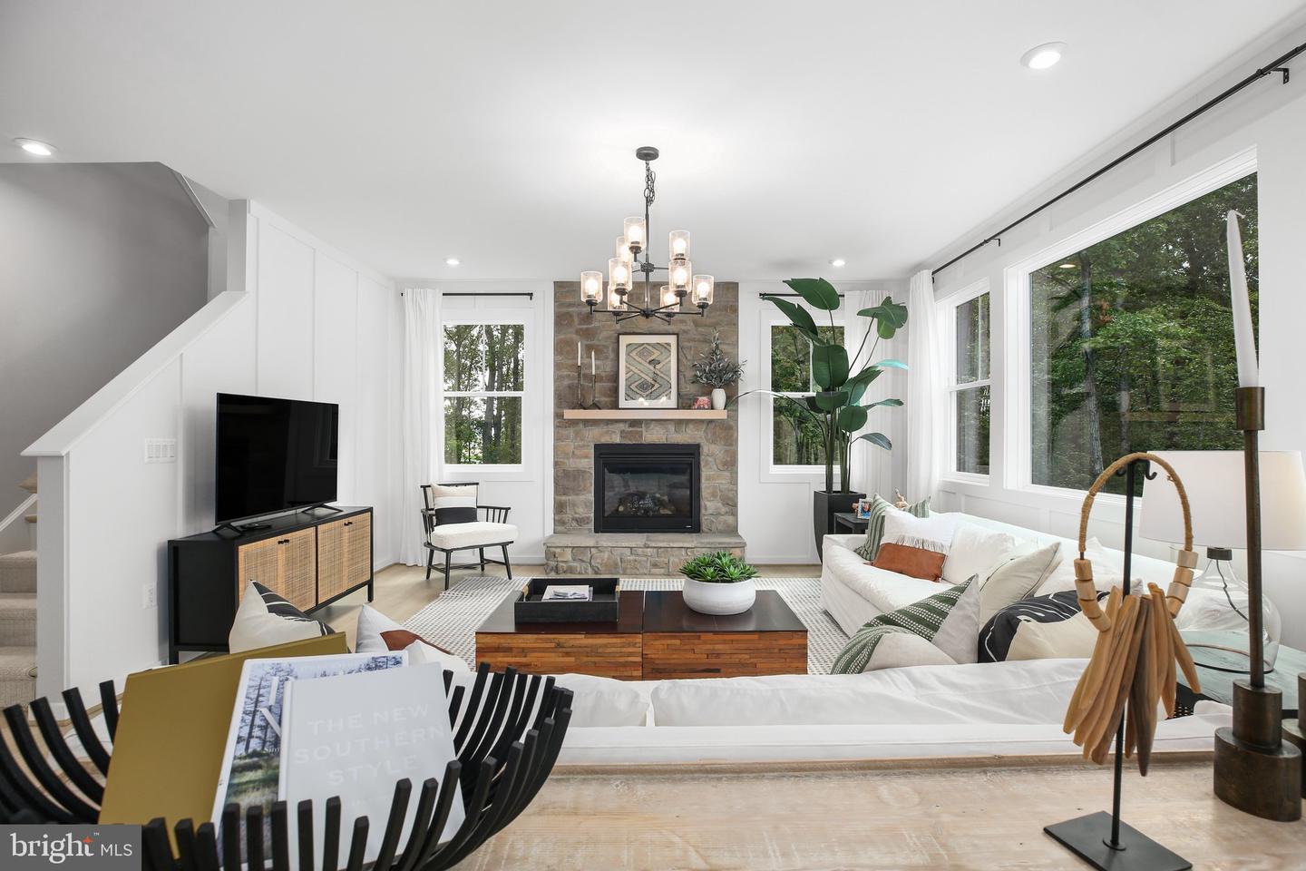 1 BLAKELY ST, FREDERICKSBURG, Virginia 22408, 4 Bedrooms Bedrooms, ,2 BathroomsBathrooms,Residential,For sale,1 BLAKELY ST,VASP2032522 MLS # VASP2032522