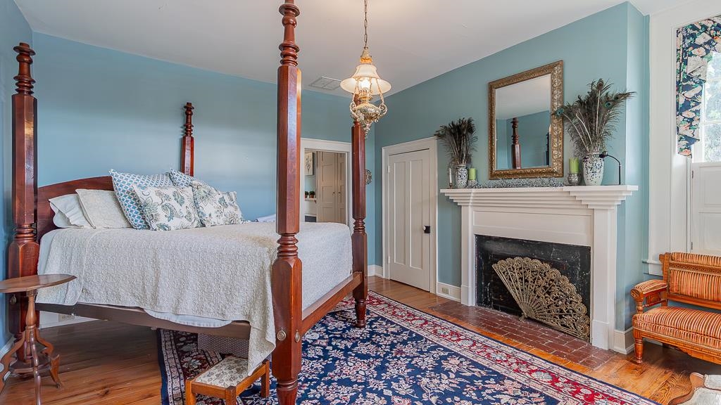 111 S MAIN ST, BRIDGEWATER, Virginia 22812, 3 Bedrooms Bedrooms, ,3 BathroomsBathrooms,Residential,111 S MAIN ST,664880 MLS # 664880