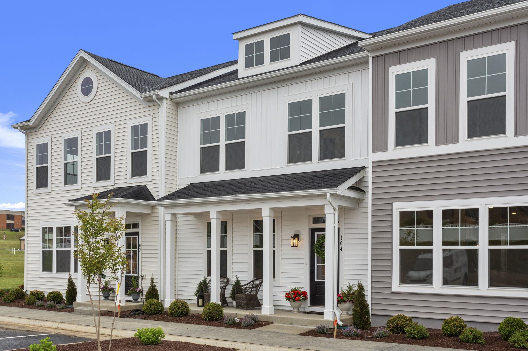 104 SCARLET MAPLE LN, BRIDGEWATER, Virginia 22812, 3 Bedrooms Bedrooms, ,2 BathroomsBathrooms,Residential,The Glen at Cooks Creek,104 SCARLET MAPLE LN,664885 MLS # 664885