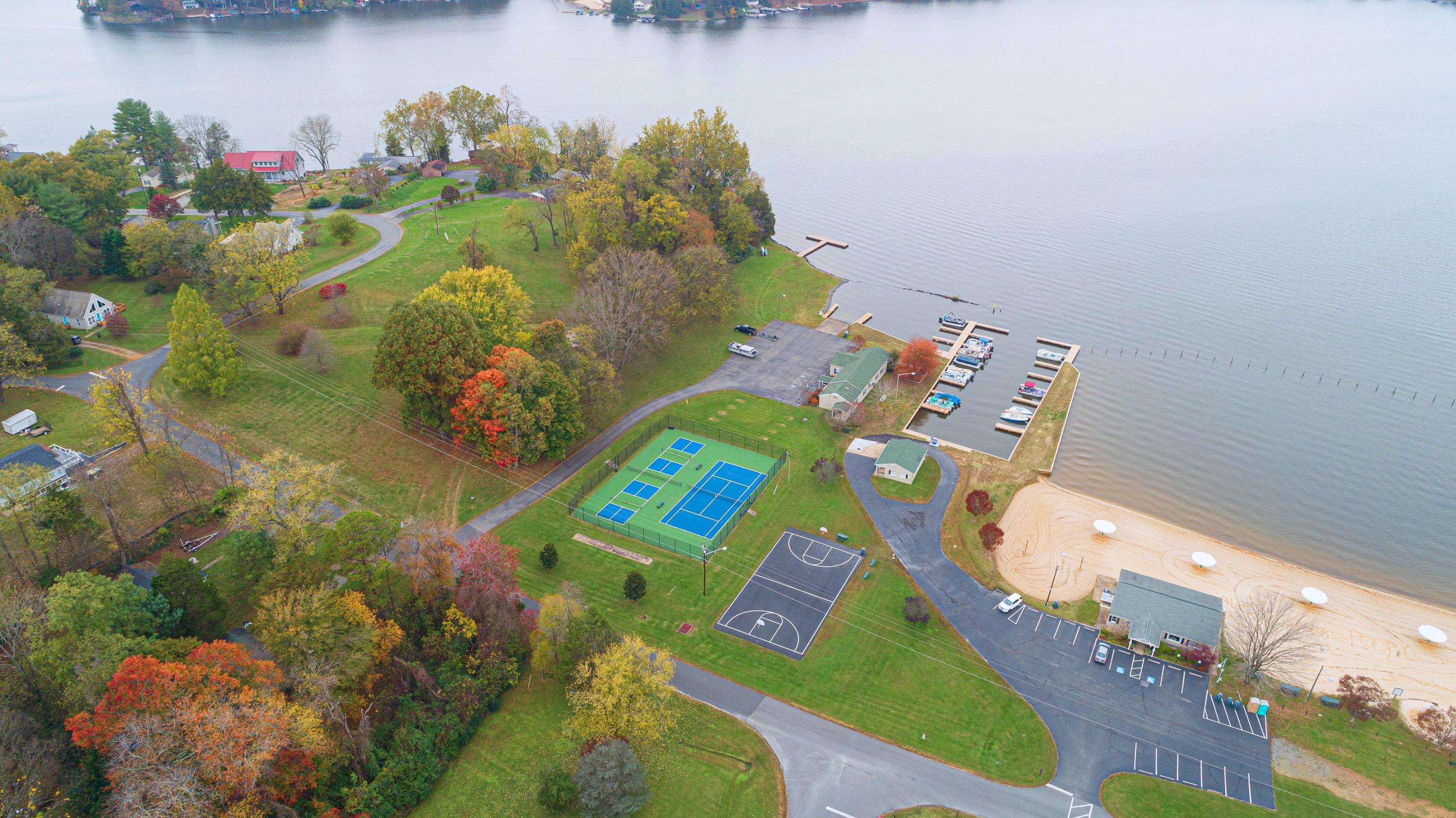 1201 S LAKESHORE DR, LOUISA, Virginia 23093, 2 Bedrooms Bedrooms, ,2 BathroomsBathrooms,Residential,1201 S LAKESHORE DR,664890 MLS # 664890