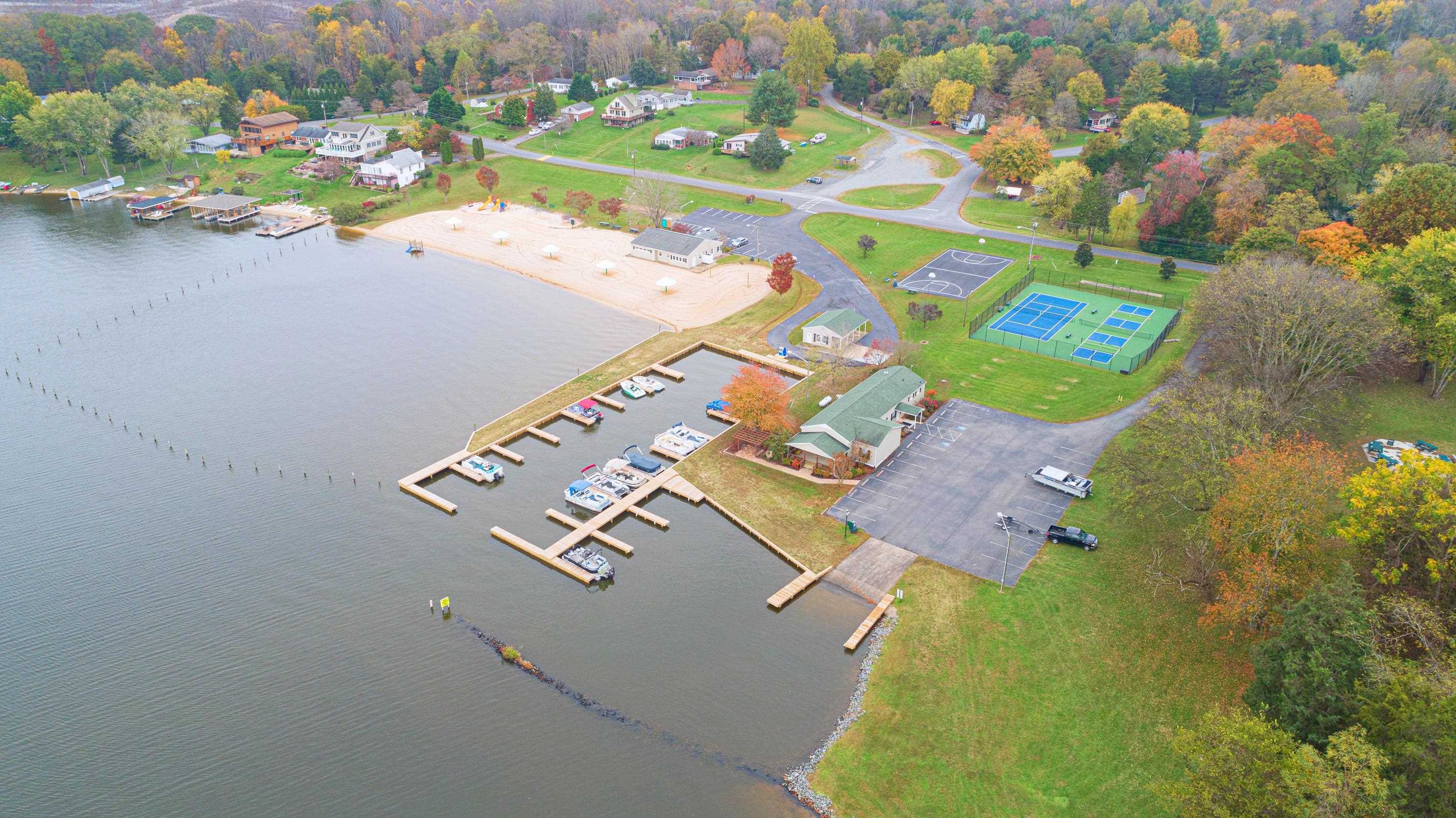 1201 S LAKESHORE DR, LOUISA, Virginia 23093, 2 Bedrooms Bedrooms, ,2 BathroomsBathrooms,Residential,1201 S LAKESHORE DR,664890 MLS # 664890