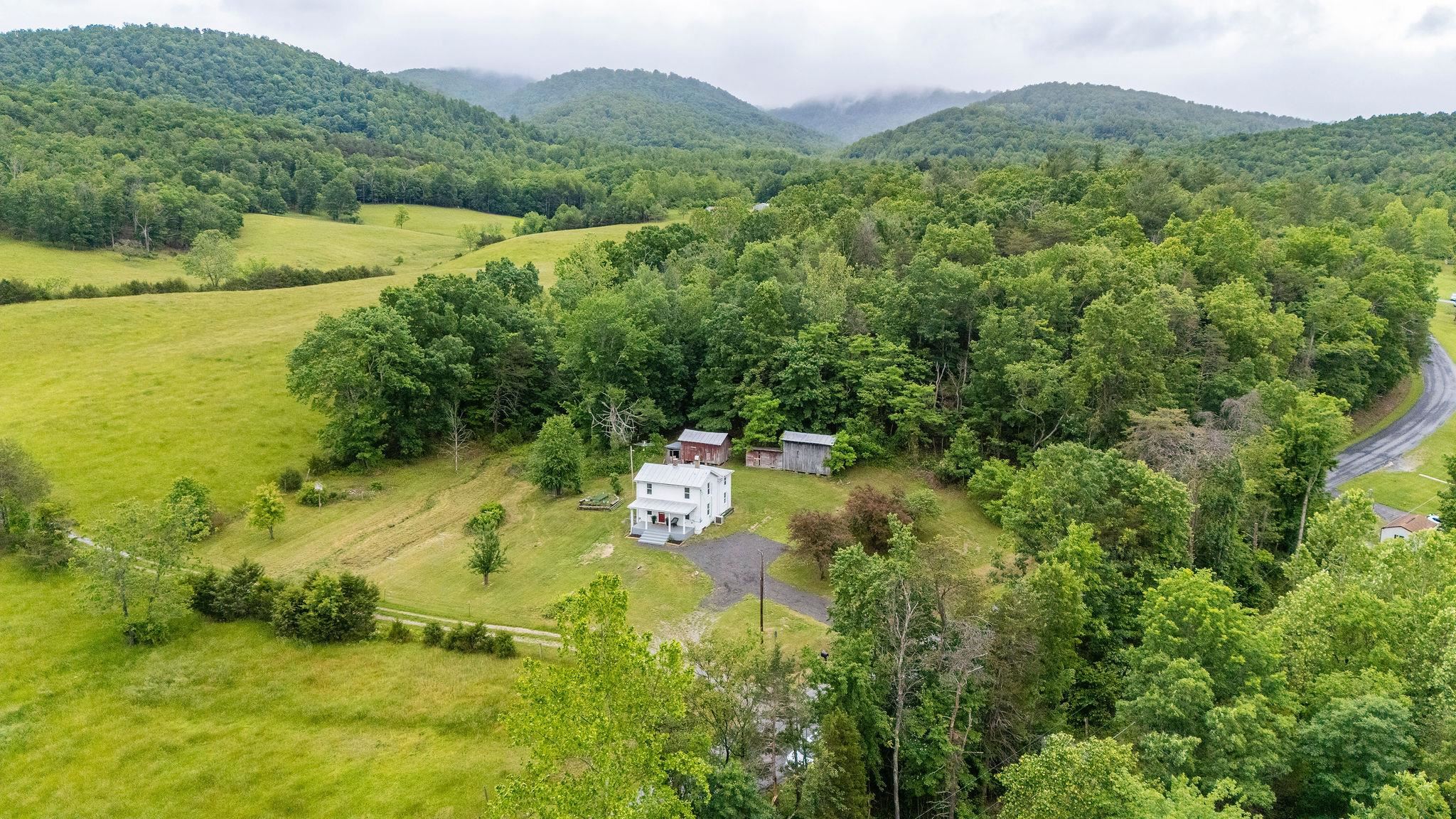 1702 MILL LN, ELKTON, Virginia 22827, 3 Bedrooms Bedrooms, ,1 BathroomBathrooms,Residential,1702 MILL LN,664891 MLS # 664891