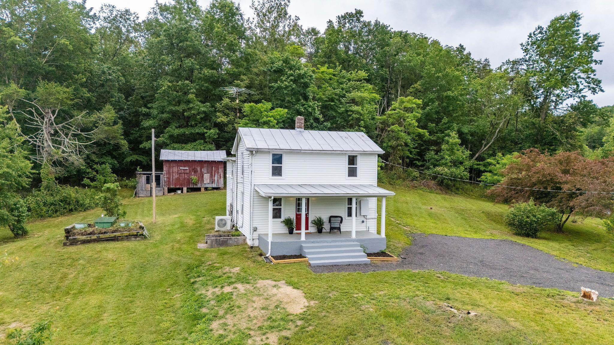 1702 MILL LN, ELKTON, Virginia 22827, 3 Bedrooms Bedrooms, ,1 BathroomBathrooms,Residential,1702 MILL LN,664891 MLS # 664891