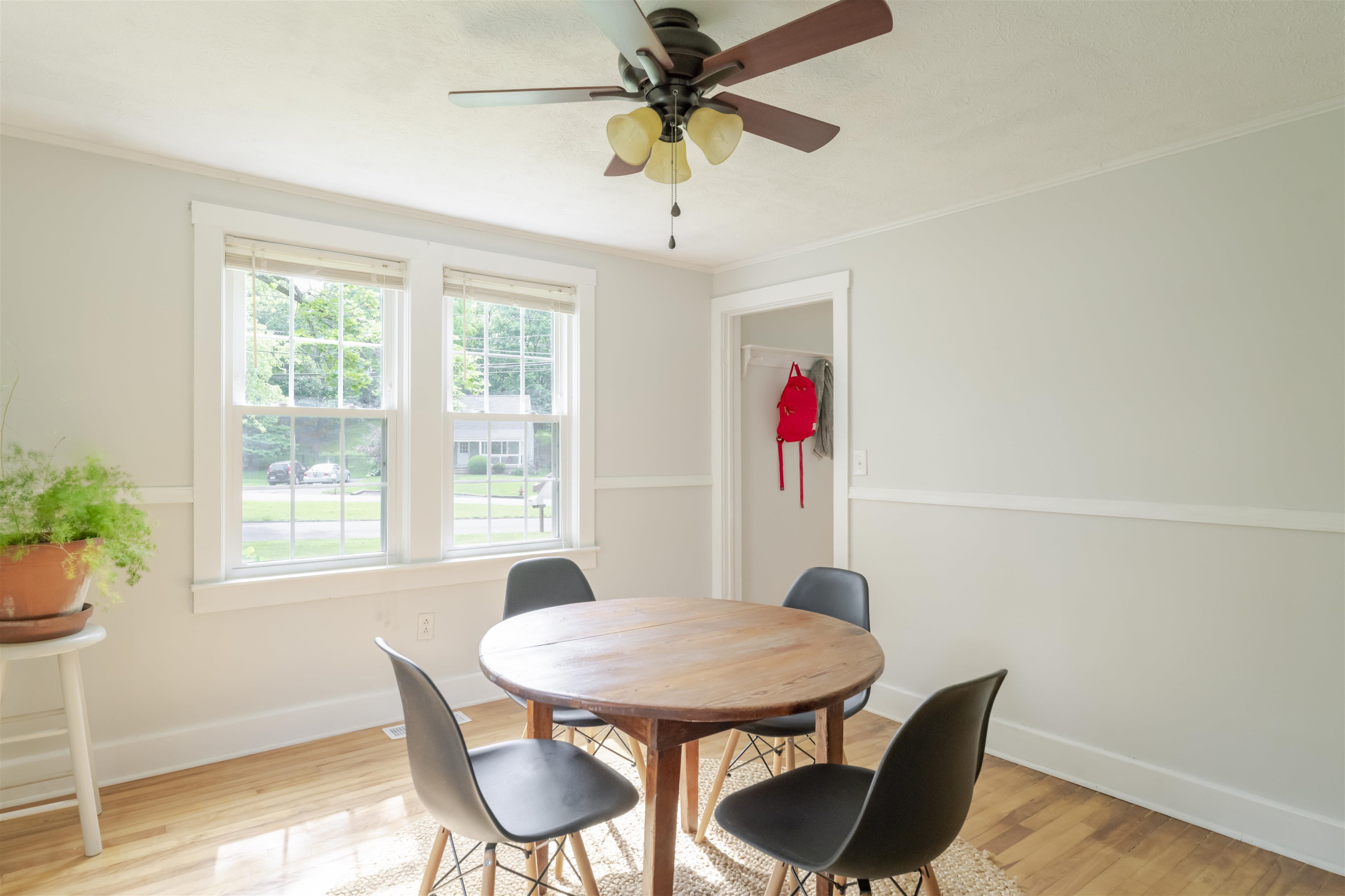 104 FRASER LN, STAUNTON, Virginia 24401, 3 Bedrooms Bedrooms, ,1 BathroomBathrooms,Residential,104 FRASER LN,664892 MLS # 664892