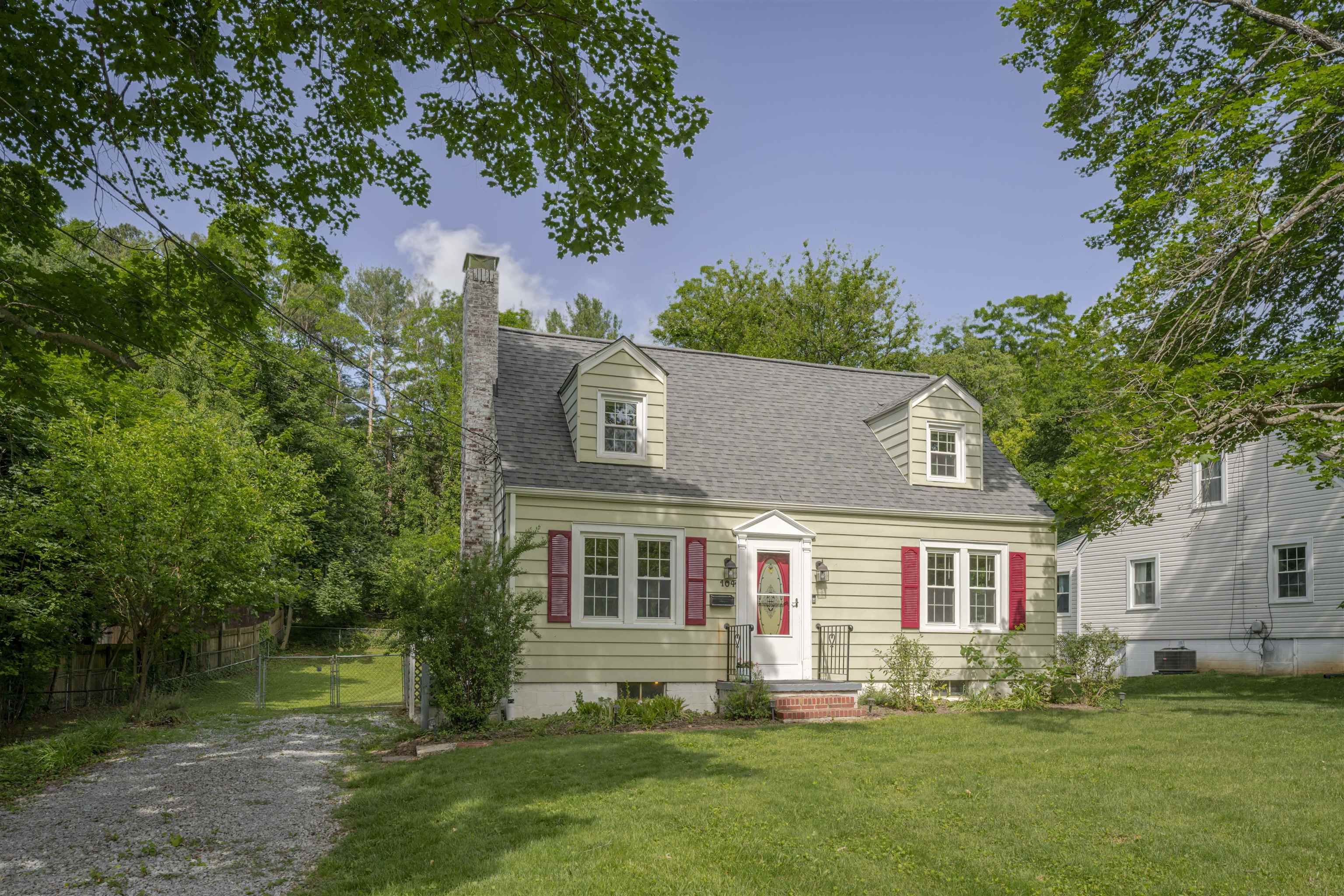 104 FRASER LN, STAUNTON, Virginia 24401, 3 Bedrooms Bedrooms, ,1 BathroomBathrooms,Residential,104 FRASER LN,664892 MLS # 664892