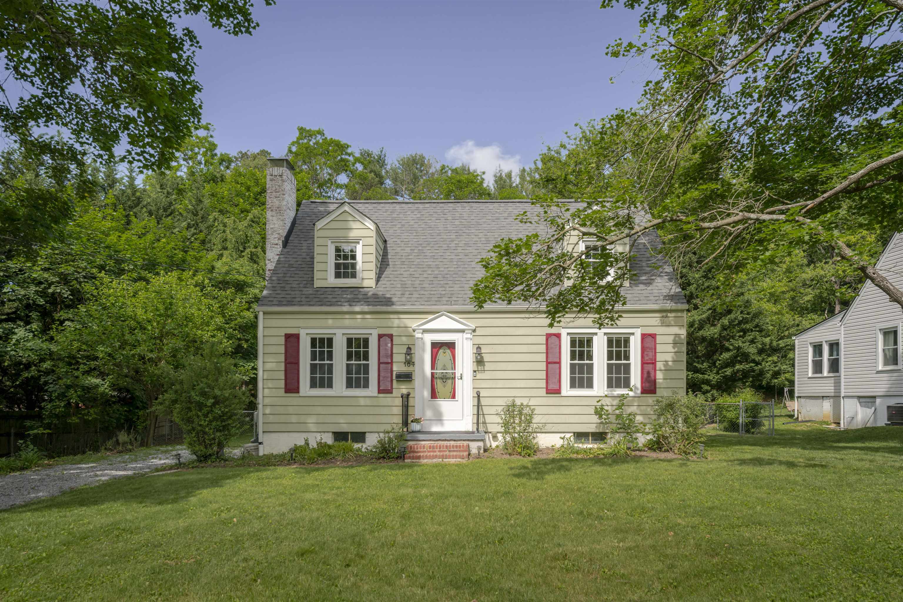 104 FRASER LN, STAUNTON, Virginia 24401, 3 Bedrooms Bedrooms, ,1 BathroomBathrooms,Residential,104 FRASER LN,664892 MLS # 664892