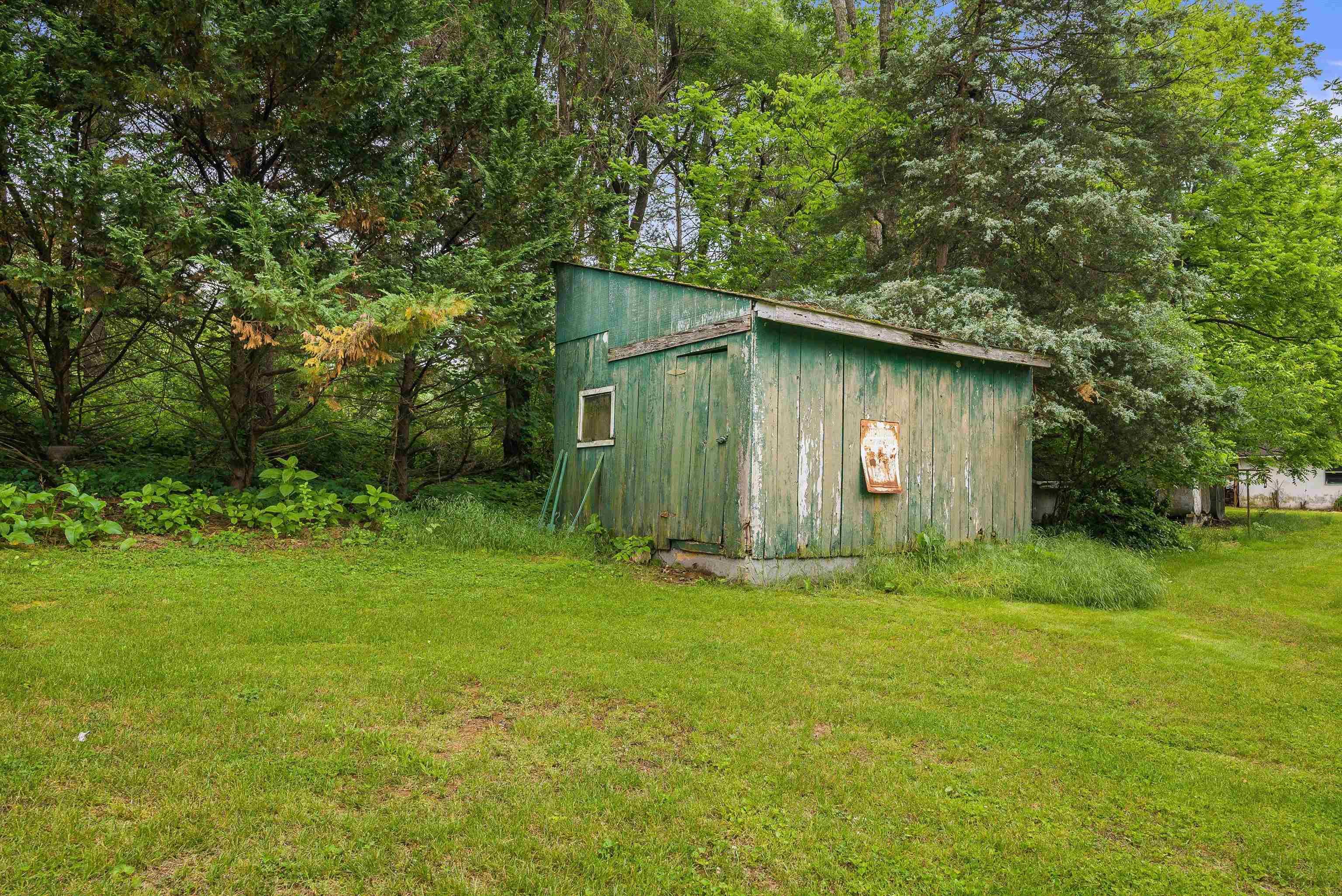 2156 LYNDHURST RD, WAYNESBORO, Virginia 22980, 3 Bedrooms Bedrooms, ,1 BathroomBathrooms,Residential,2156 LYNDHURST RD,664895 MLS # 664895
