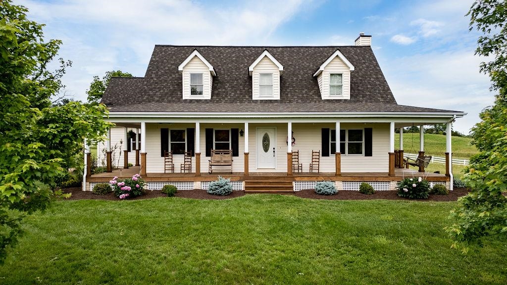 3008 SPRING HILL RD, STAUNTON, Virginia 24401, 4 Bedrooms Bedrooms, ,2 BathroomsBathrooms,Residential,3008 SPRING HILL RD,664900 MLS # 664900