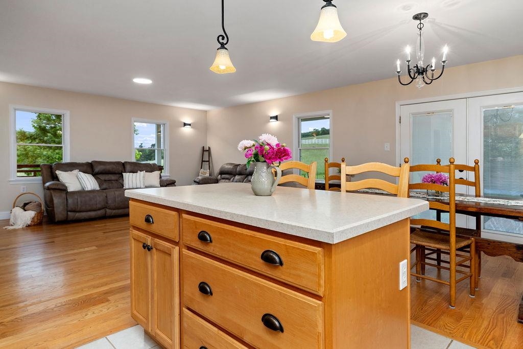 3008 SPRING HILL RD, STAUNTON, Virginia 24401, 4 Bedrooms Bedrooms, ,2 BathroomsBathrooms,Residential,3008 SPRING HILL RD,664900 MLS # 664900