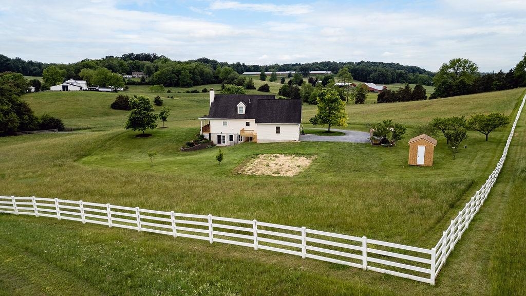 3008 SPRING HILL RD, STAUNTON, Virginia 24401, 4 Bedrooms Bedrooms, ,2 BathroomsBathrooms,Residential,3008 SPRING HILL RD,664900 MLS # 664900