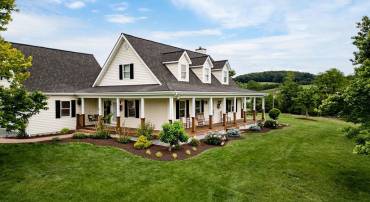 3008 SPRING HILL RD, STAUNTON, Virginia 24401, 4 Bedrooms Bedrooms, ,2 BathroomsBathrooms,Residential,3008 SPRING HILL RD,664900 MLS # 664900