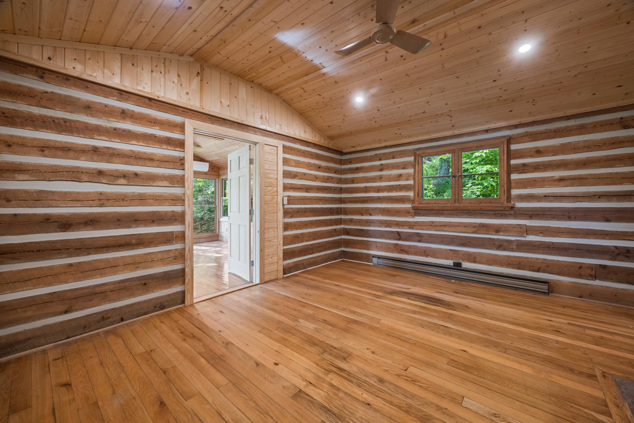 935 RIVER LODGE RD, LURAY, Virginia 22835, 2 Bedrooms Bedrooms, ,1 BathroomBathrooms,Residential,935 RIVER LODGE RD,664901 MLS # 664901