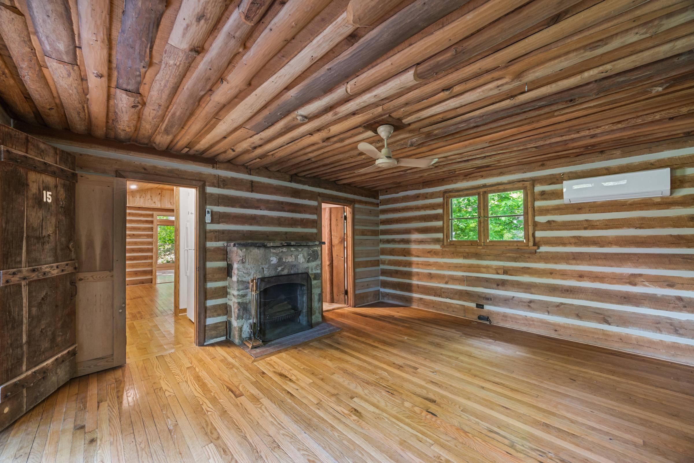 935 RIVER LODGE RD, LURAY, Virginia 22835, 2 Bedrooms Bedrooms, ,1 BathroomBathrooms,Residential,935 RIVER LODGE RD,664901 MLS # 664901