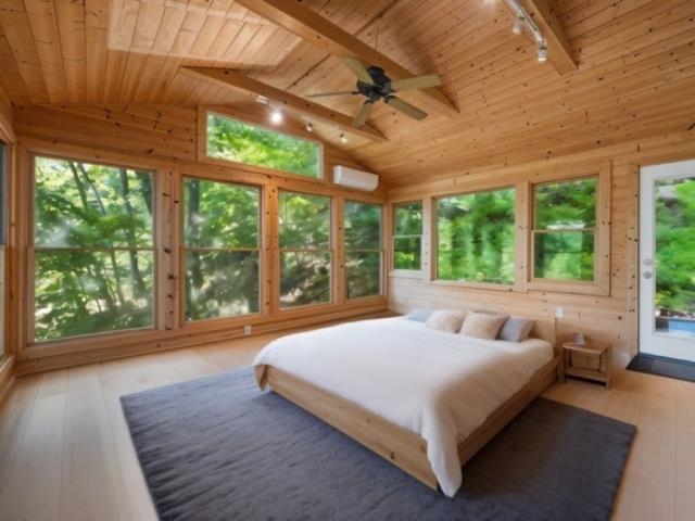Potential second bedroom, dining, or family room