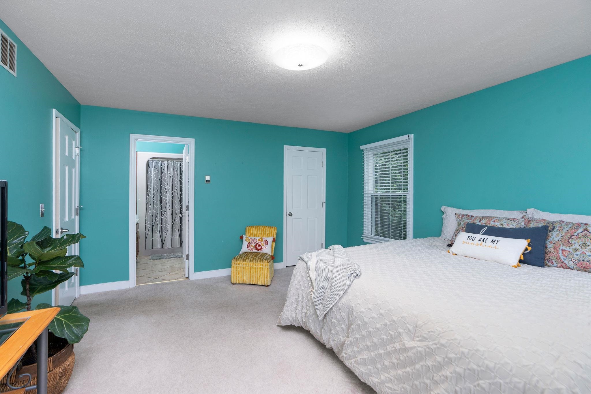 814 LAMMERMOOR DR, STAUNTON, Virginia 24401, 5 Bedrooms Bedrooms, ,3 BathroomsBathrooms,Residential,814 LAMMERMOOR DR,664903 MLS # 664903