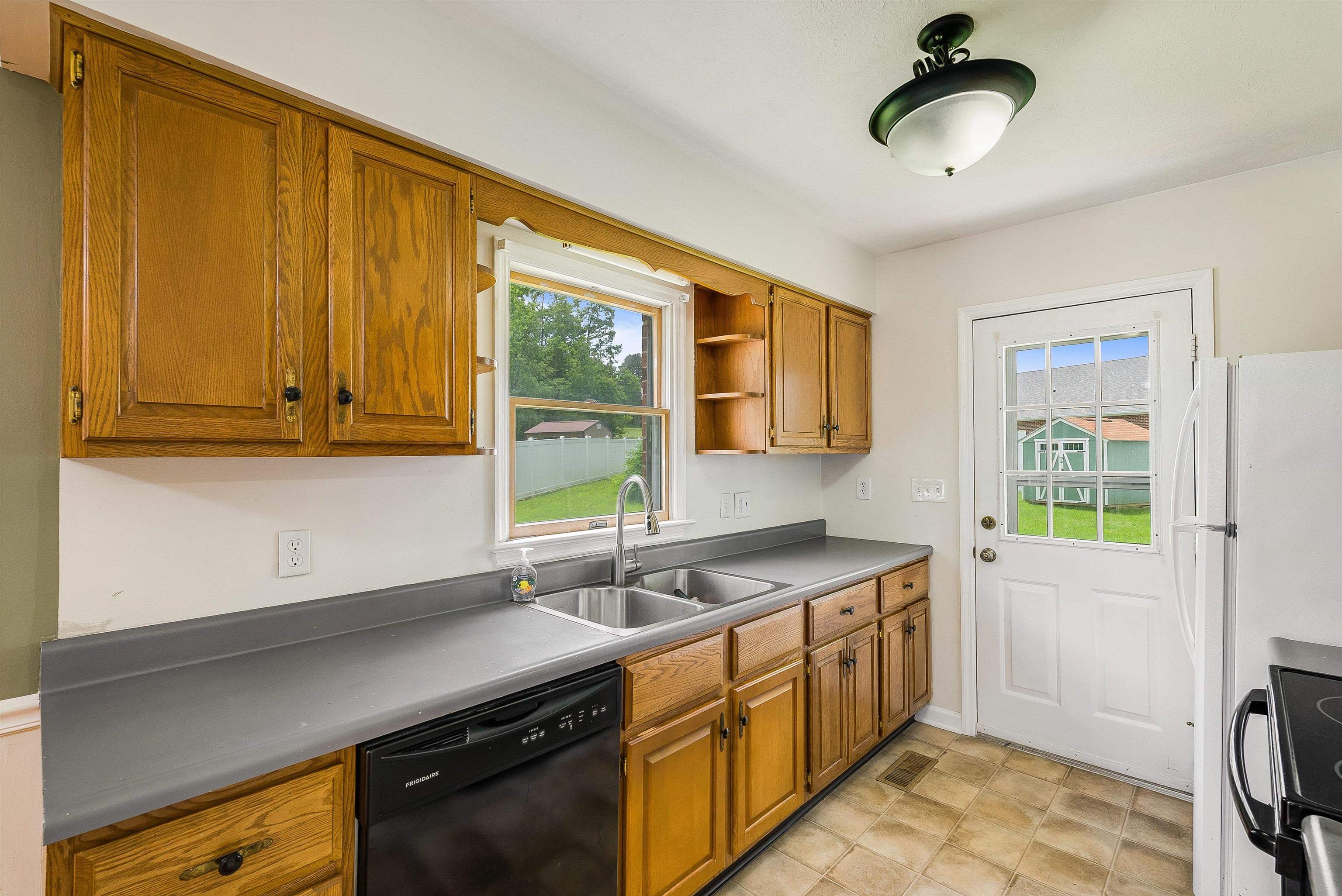 2090 ANNANDALE CT, ROCKINGHAM, Virginia 22801, 2 Bedrooms Bedrooms, ,1 BathroomBathrooms,Residential,2090 ANNANDALE CT,664905 MLS # 664905