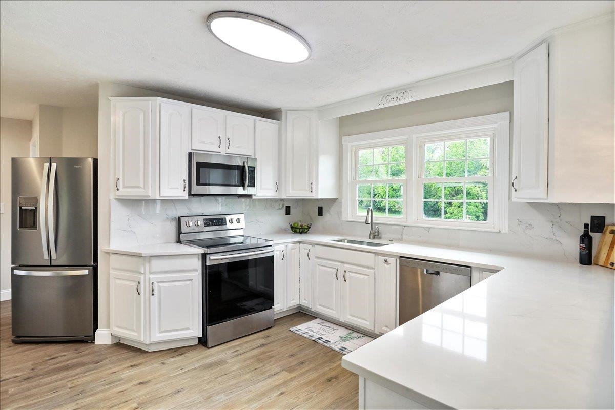 210 JACKSON AVE, NEW MARKET, Virginia 22844, 5 Bedrooms Bedrooms, ,4 BathroomsBathrooms,Residential,210 JACKSON AVE,664912 MLS # 664912