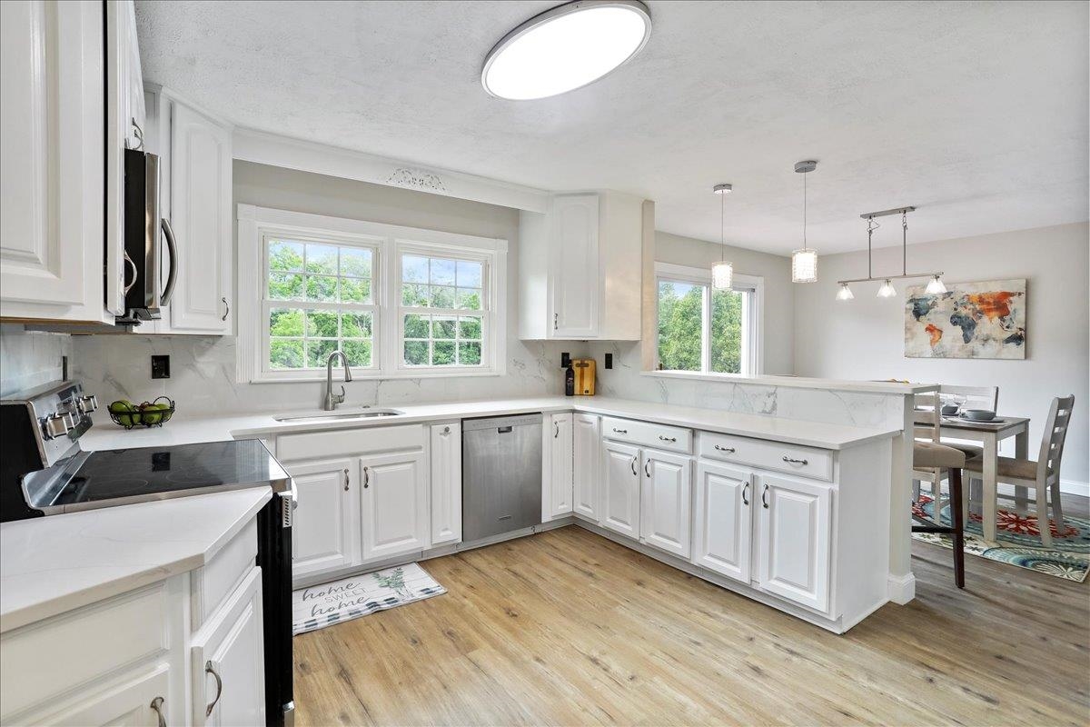 210 JACKSON AVE, NEW MARKET, Virginia 22844, 5 Bedrooms Bedrooms, ,4 BathroomsBathrooms,Residential,210 JACKSON AVE,664912 MLS # 664912
