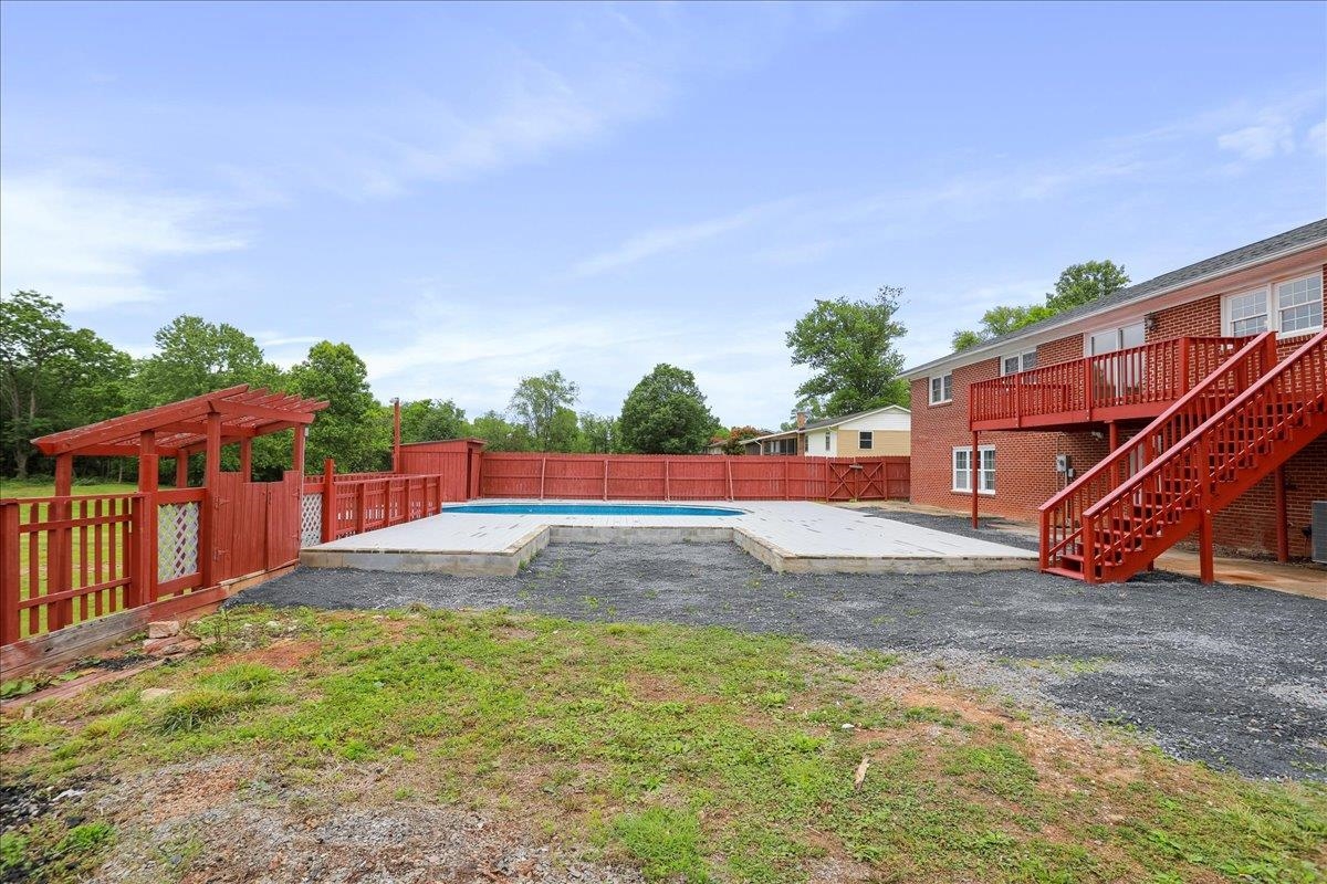 210 JACKSON AVE, NEW MARKET, Virginia 22844, 5 Bedrooms Bedrooms, ,4 BathroomsBathrooms,Residential,210 JACKSON AVE,664912 MLS # 664912